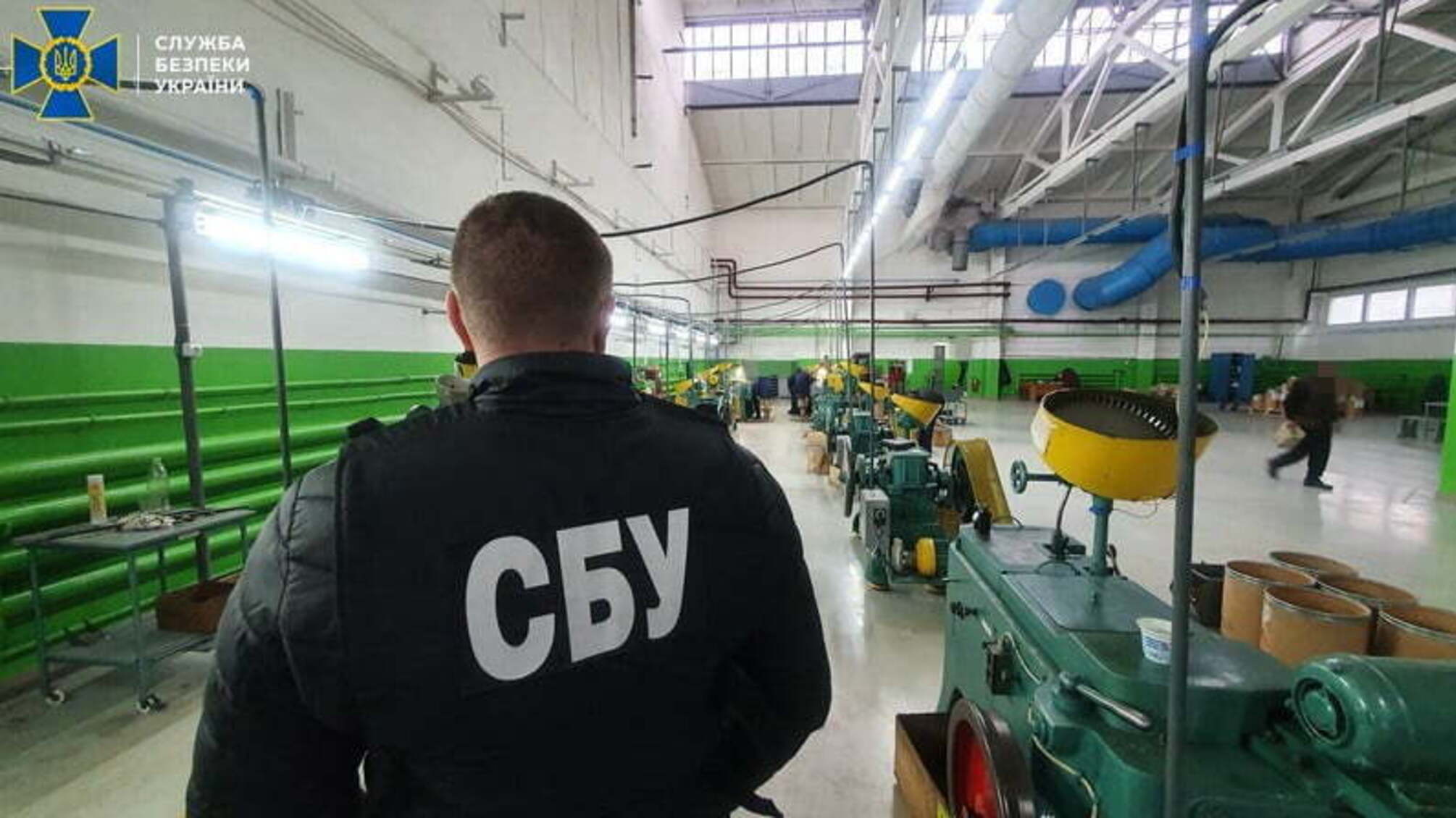 Зловживання в оборонці: колишнє керівництво провідного заводу імпортувало застаріле обладнання на 1,7 мільйона доларів
