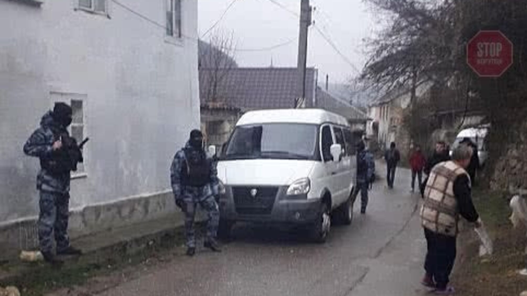 В Бахчисараї проводять обшуки у кримських татар (відео)