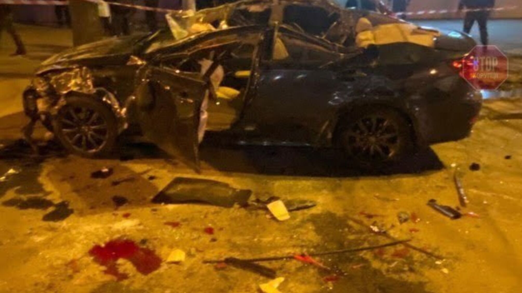 У Харкові внаслідок 'елітної' ДТП постраждали 5-ро людей (фото)