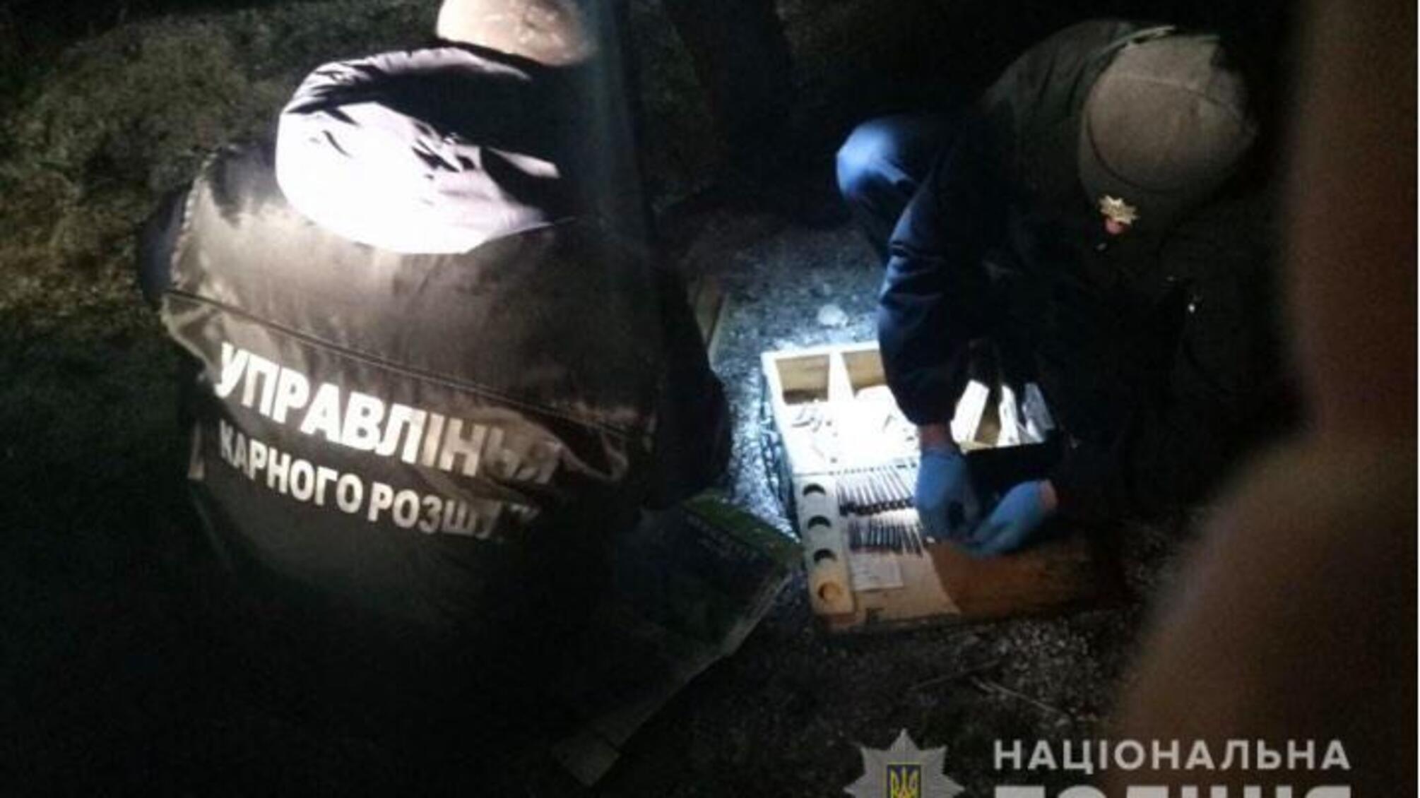 На Луганщині поліція виявила схрон із боєприпасами