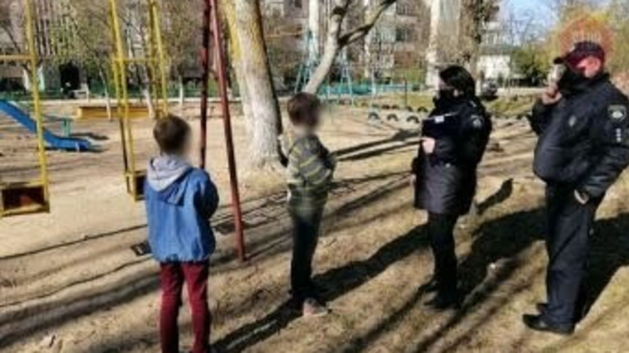 На Херсонщині батьки школярів, які гуляли на дворі під час карантину, заплатять 17 тисяч