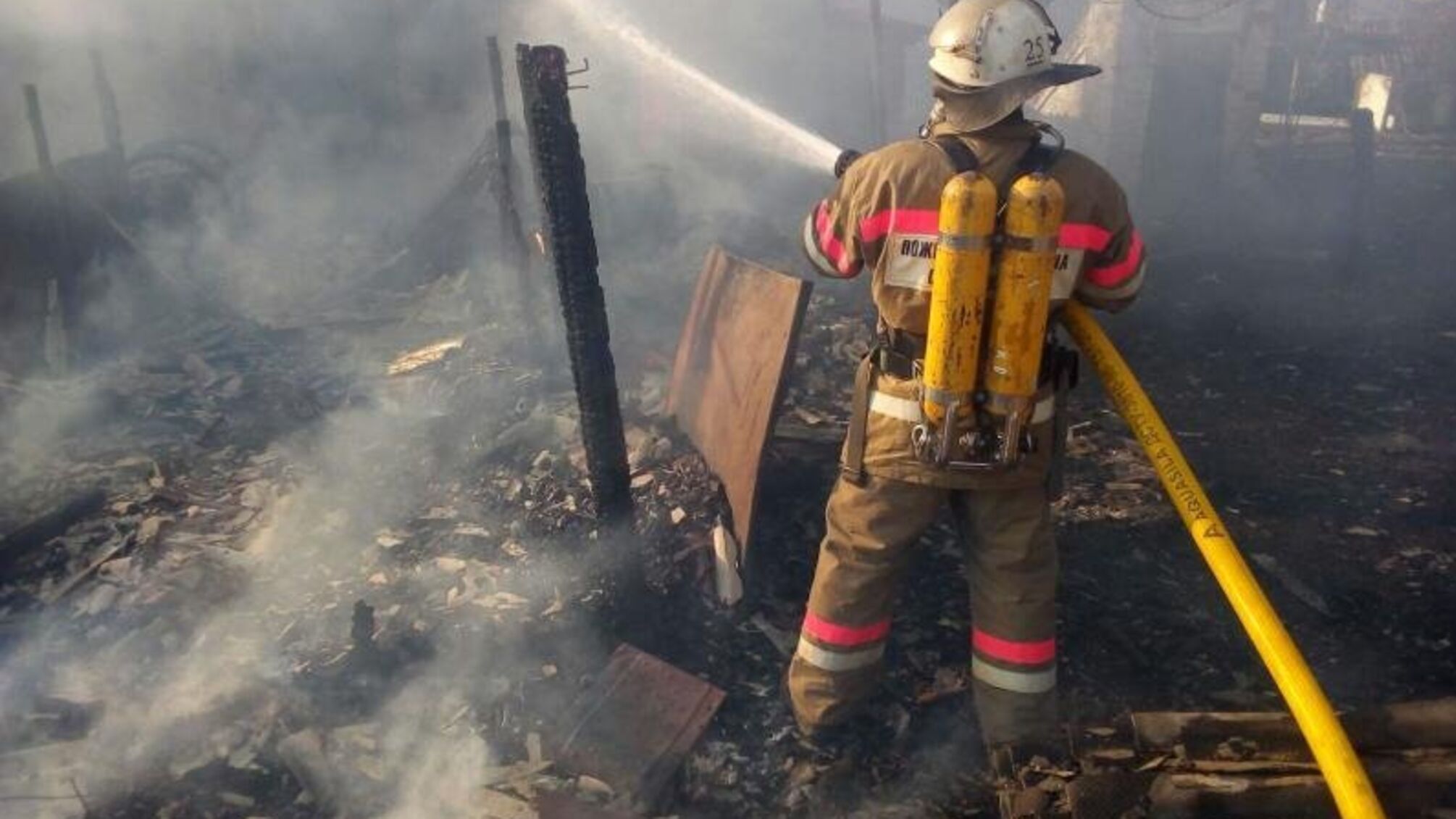Минулої доби рятувальники Кіровоградщини спільно з МПК приборкали 3 пожежі у житловому секторі