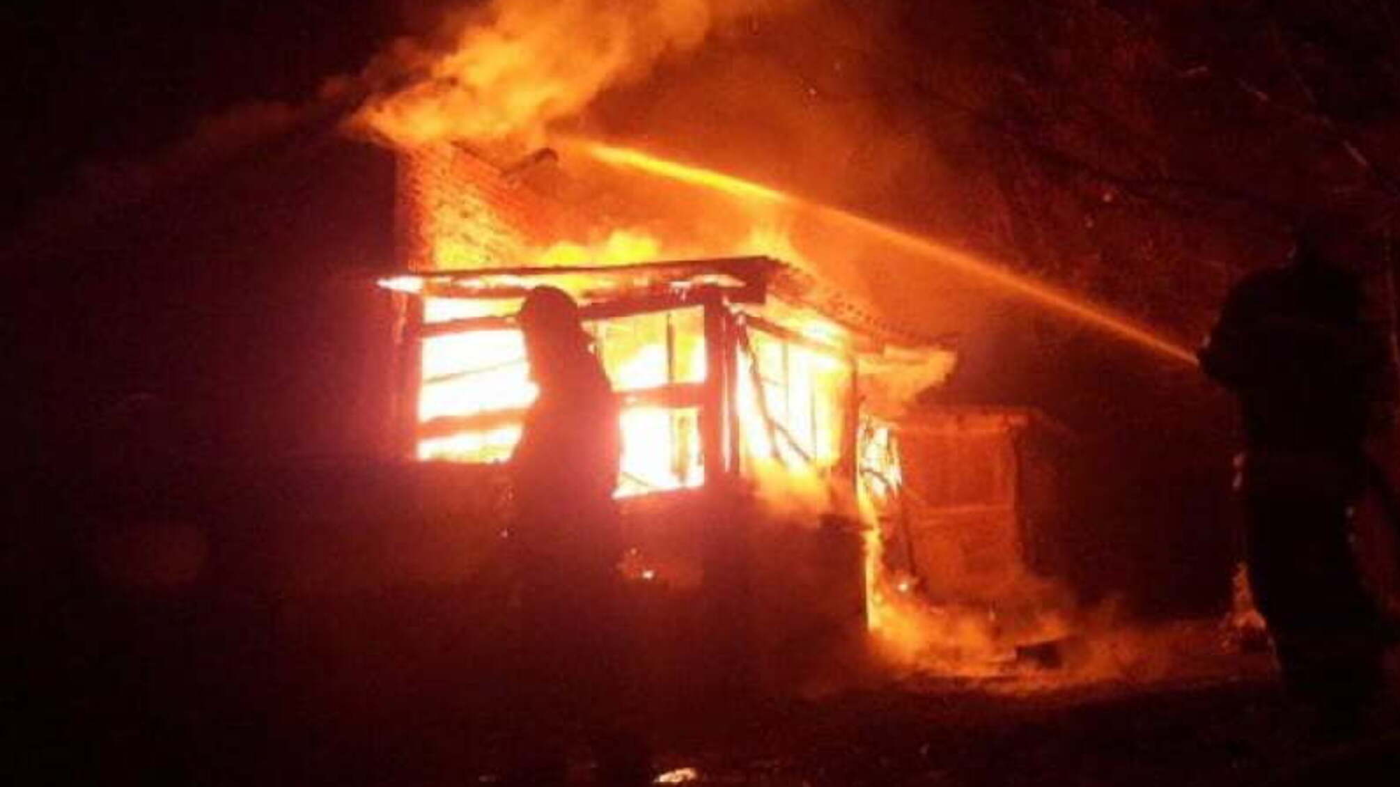 Сумська область: за минулу добу рятувальники тричі ліквідовували загоряння господарчих споруд
