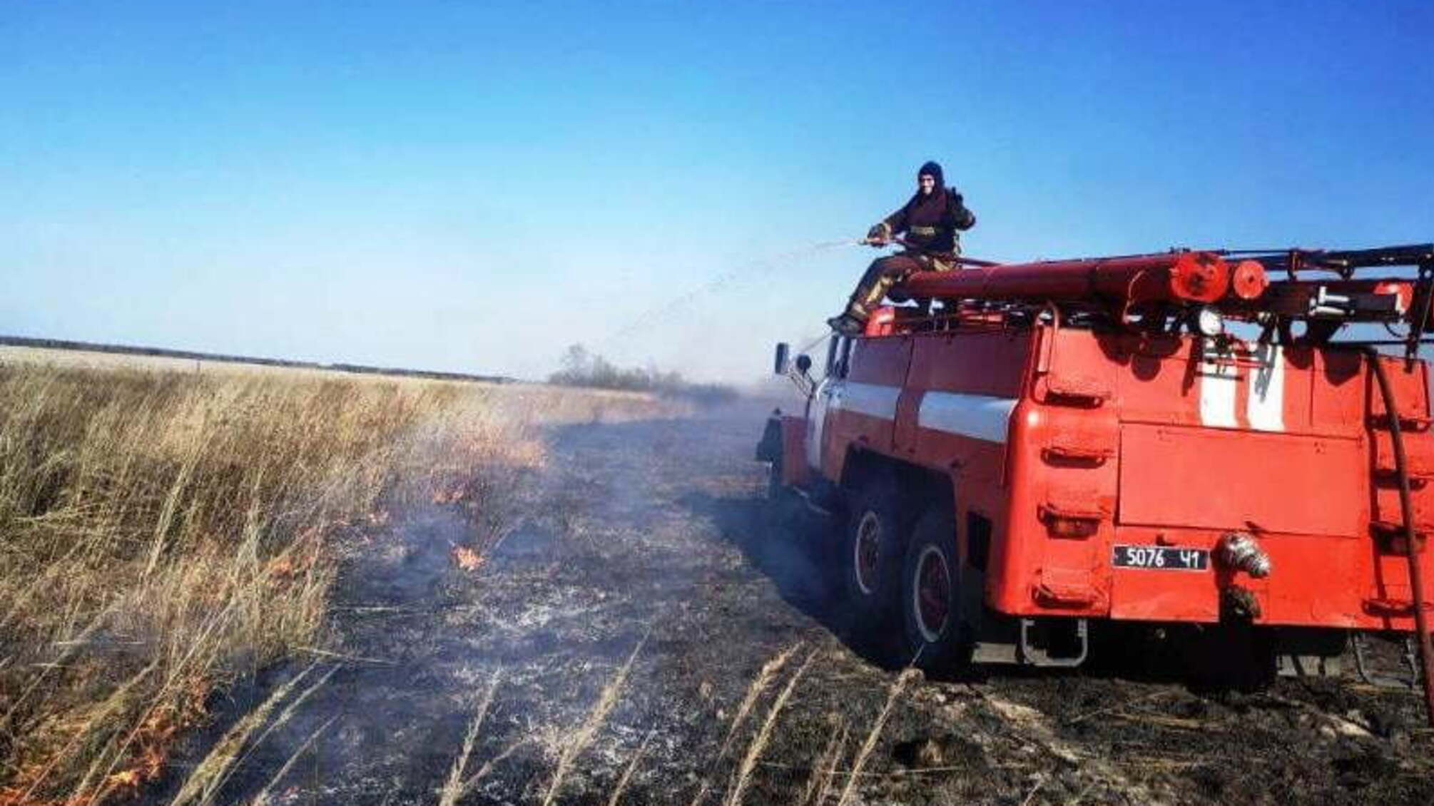 Житомирська область: упродовж доби по області рятувальники загасили 55 пожеж, 35 з яких – в екосистемах