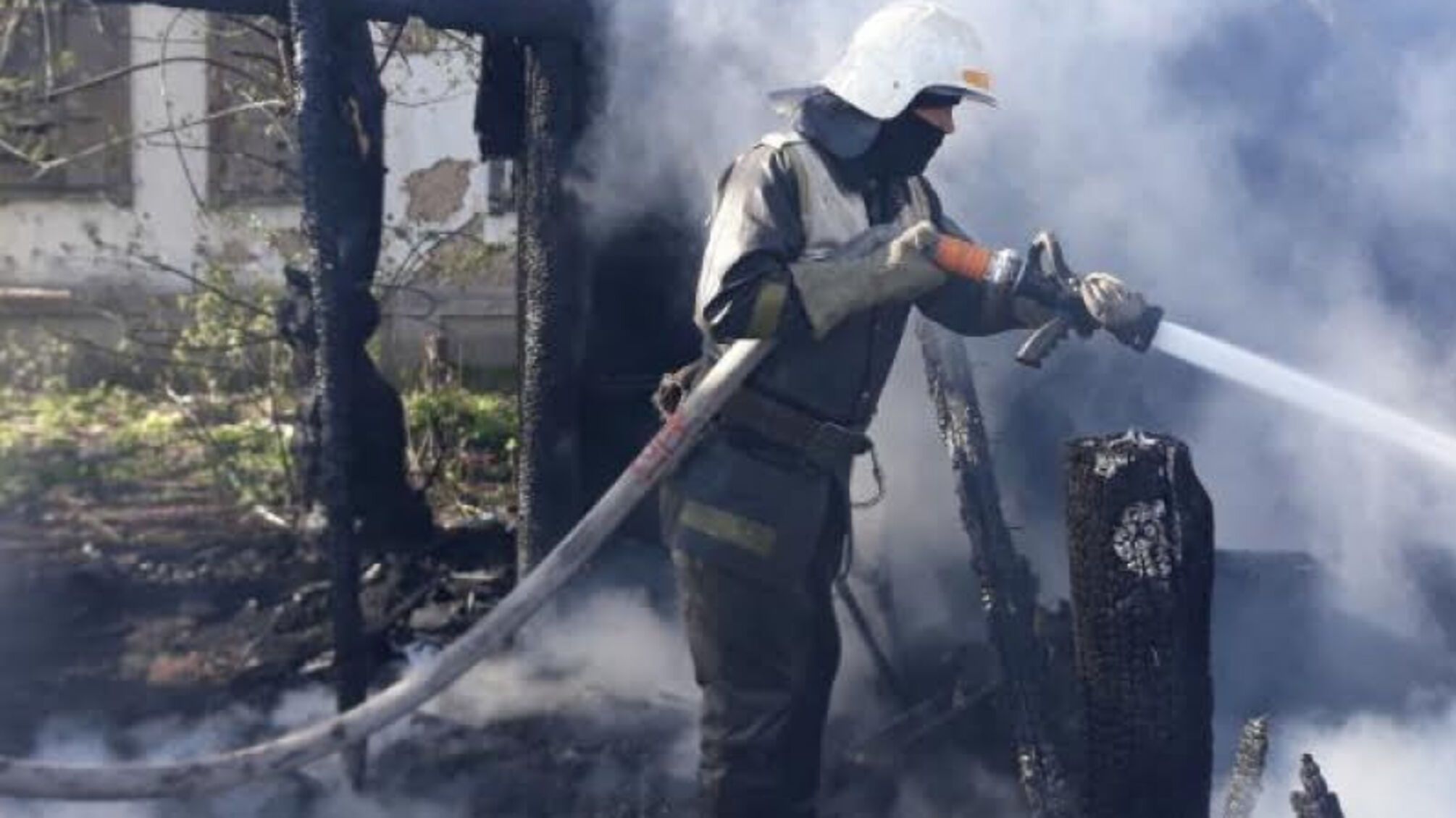 Сумська область: за минулу добу рятувальники двічі ліквідовували загоряння господарчих споруд (ВІДЕО)
