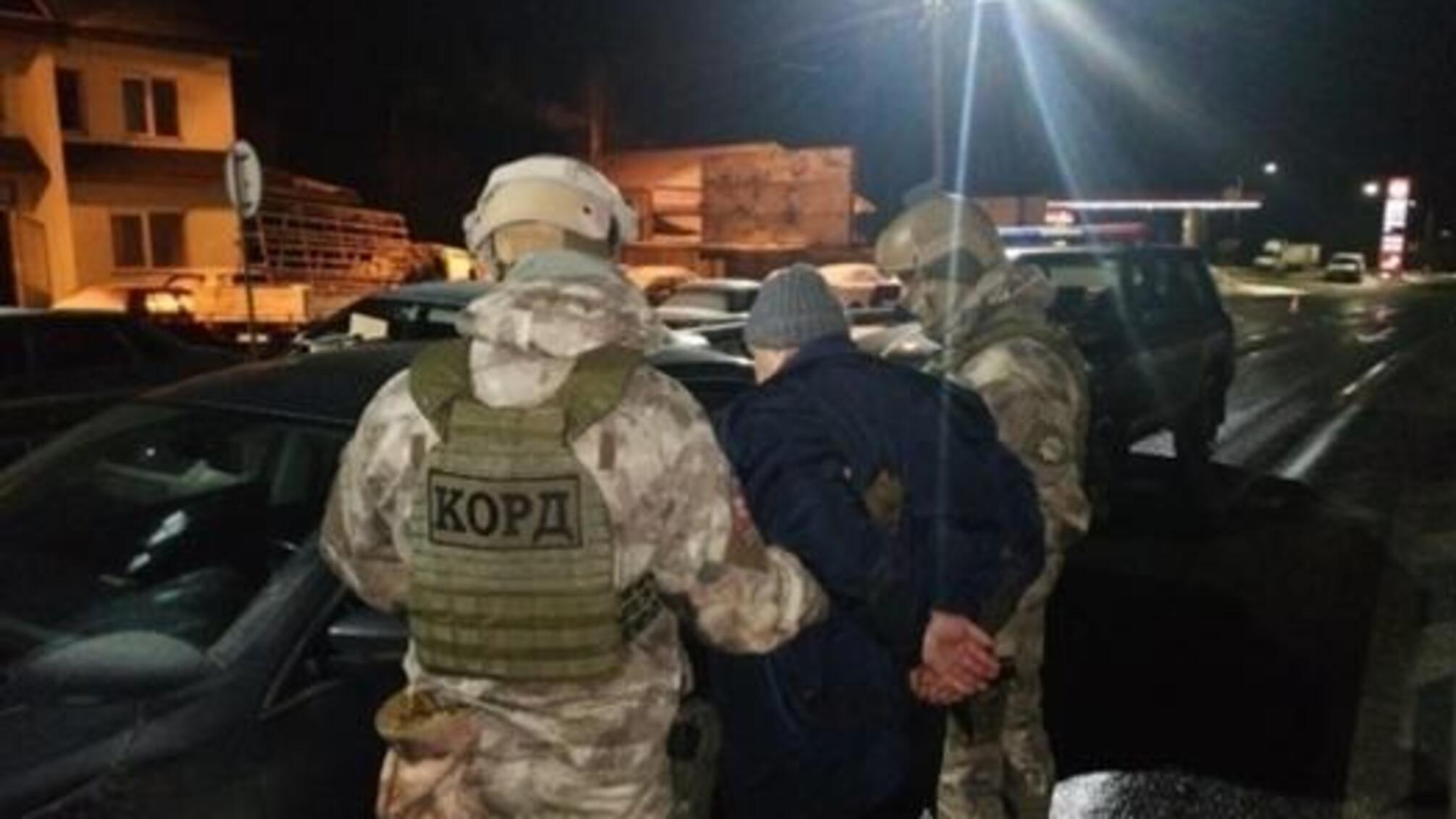 На Закарпатті поліція завершила розслідування відносно членів міжрегіонального злочинного наркоугруповання