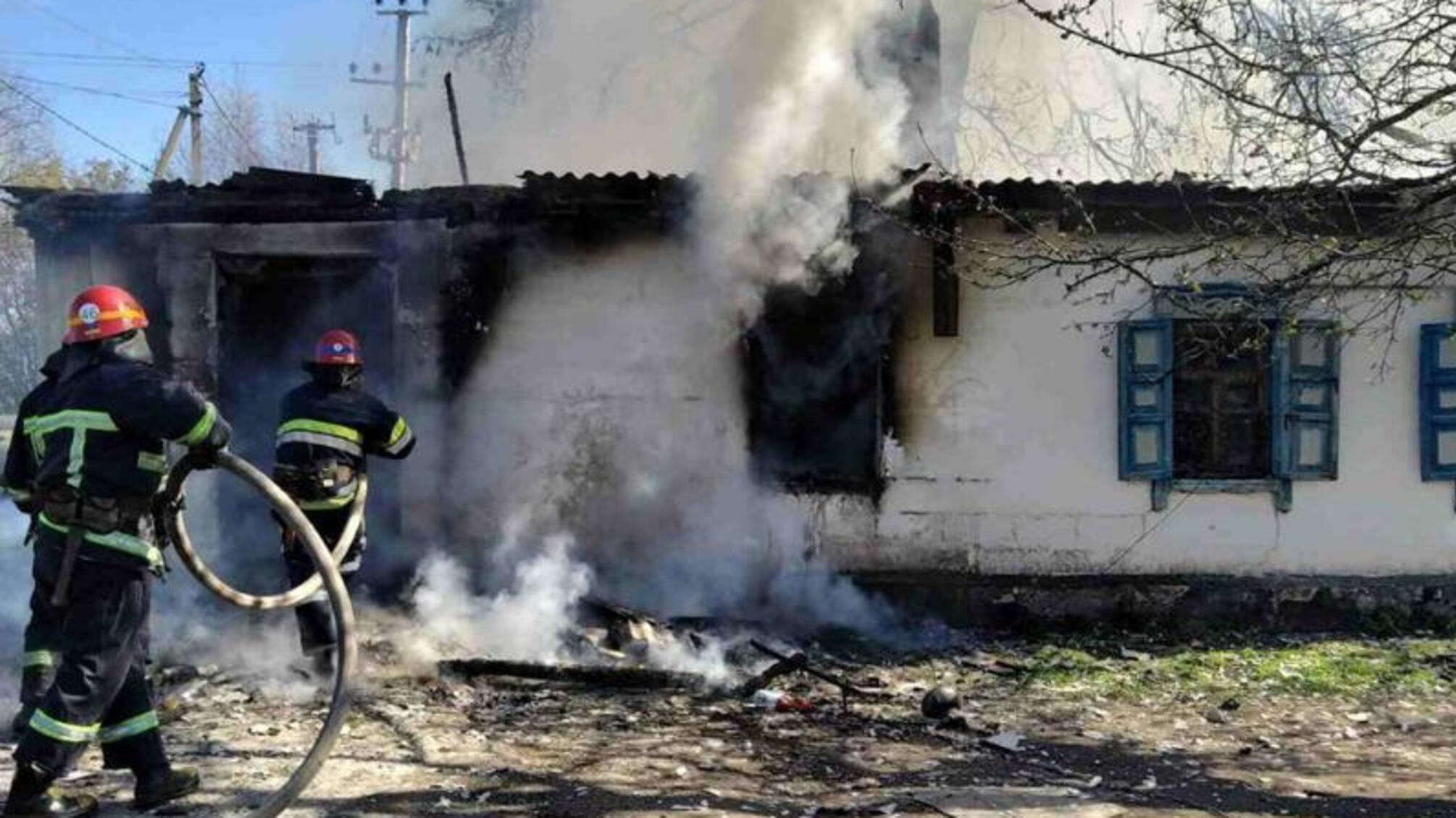 Дніпропетровська область: рятувальники ліквідували пожежу в житловому будинку