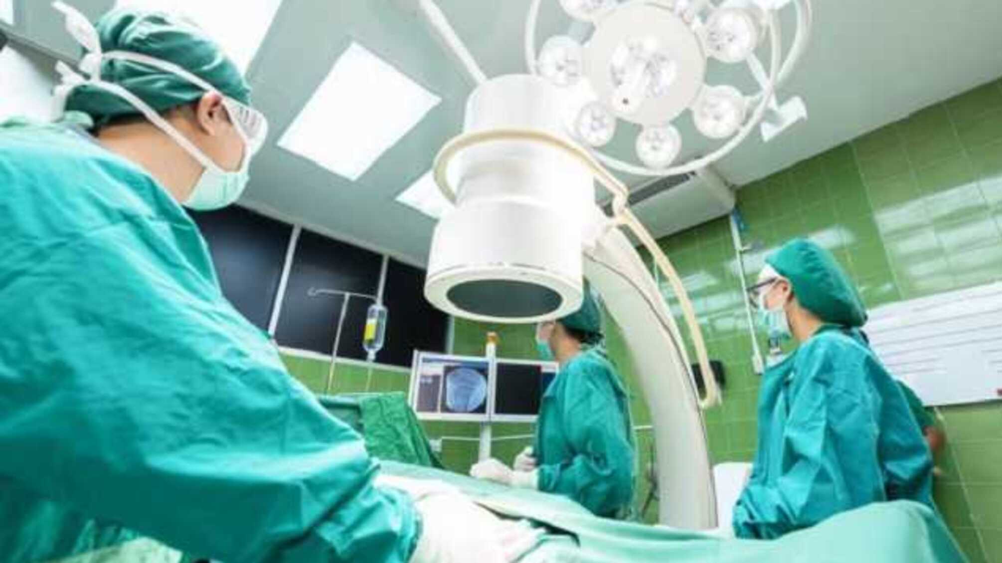 Врачи фиксируют у части заболевших коронавирусом поражения мозга