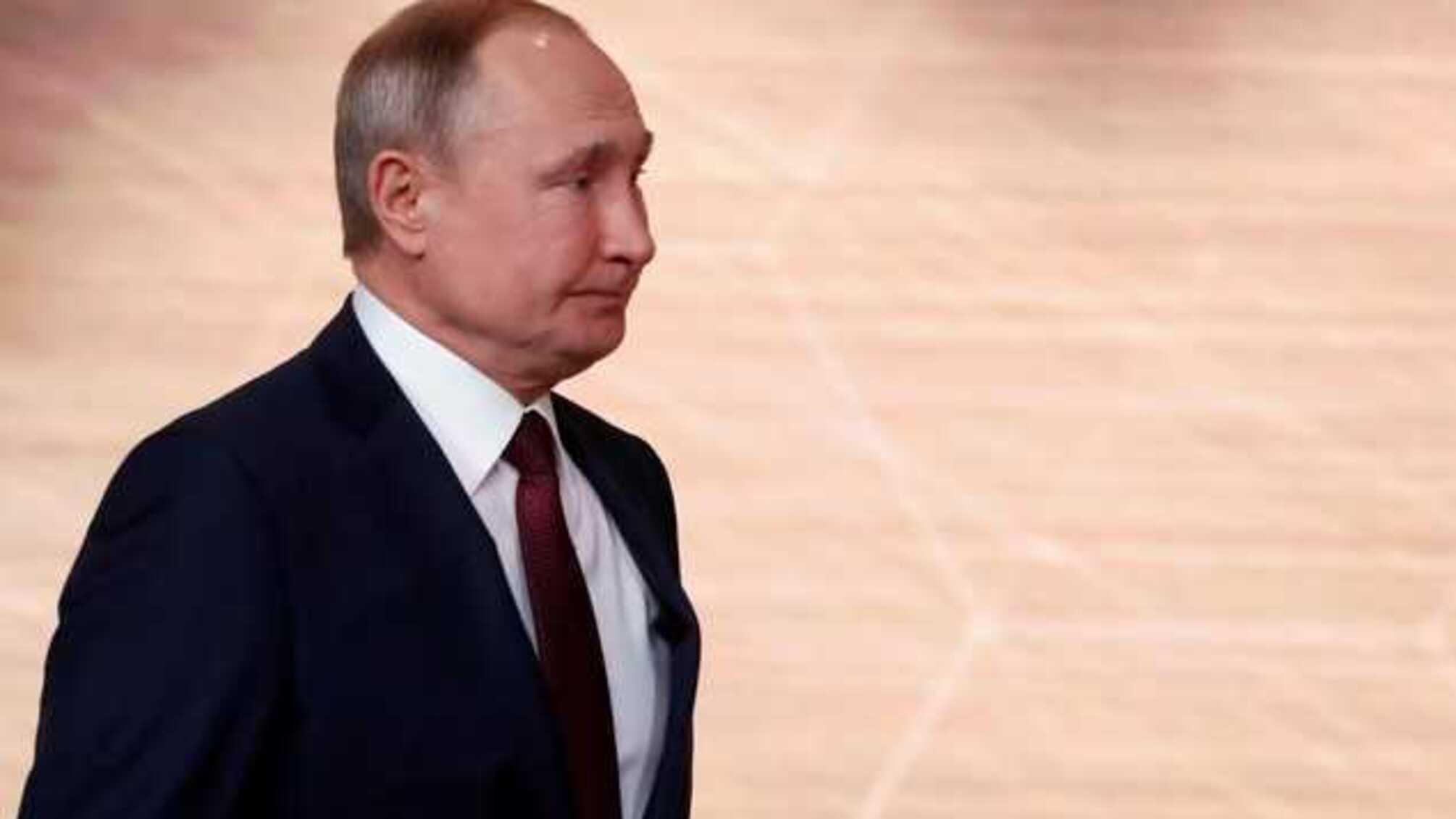 Путин насмешил сеть заявлением о победе России над печенегами и половцами