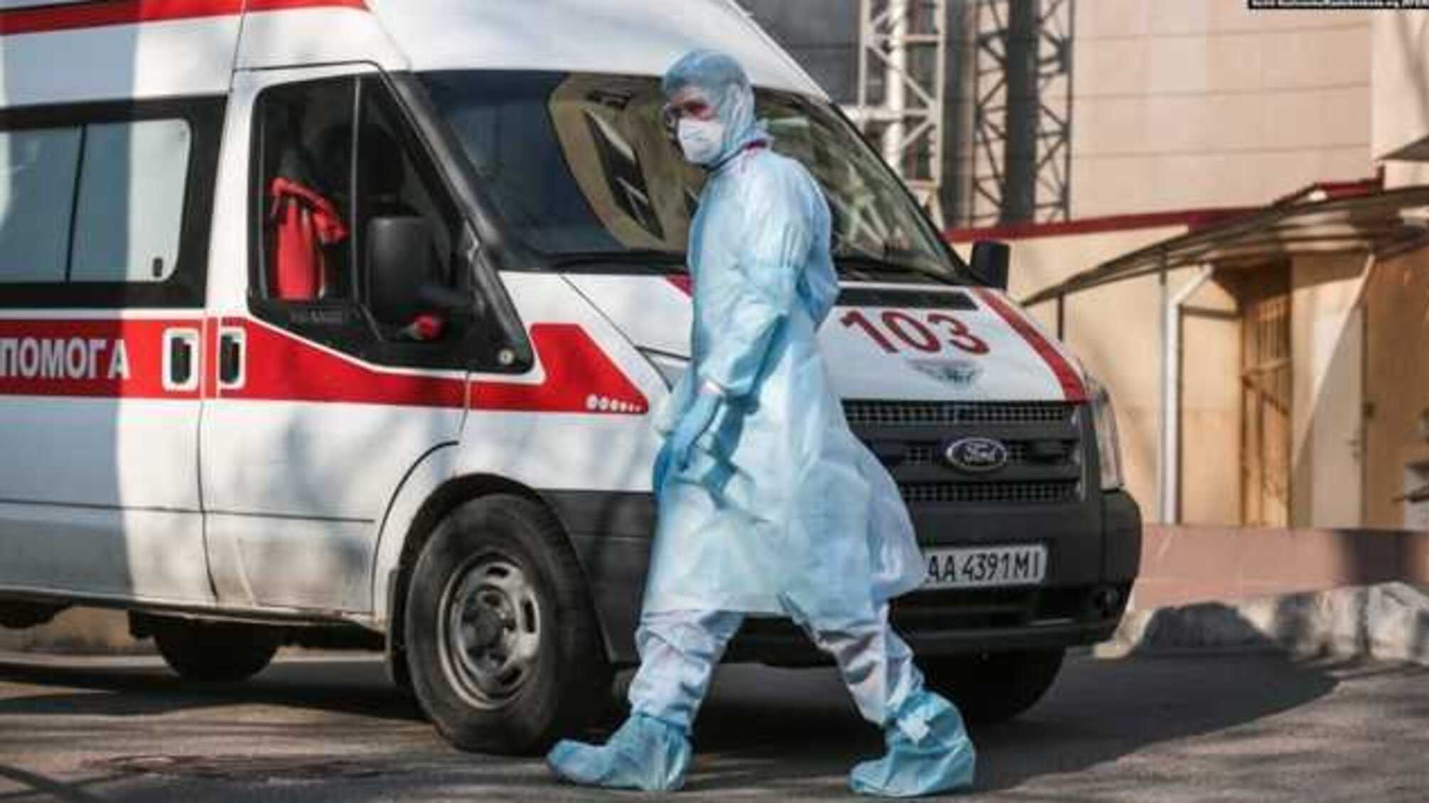 В одній з лікарень Вінниччини 27 медиків захворіли на коронавірус