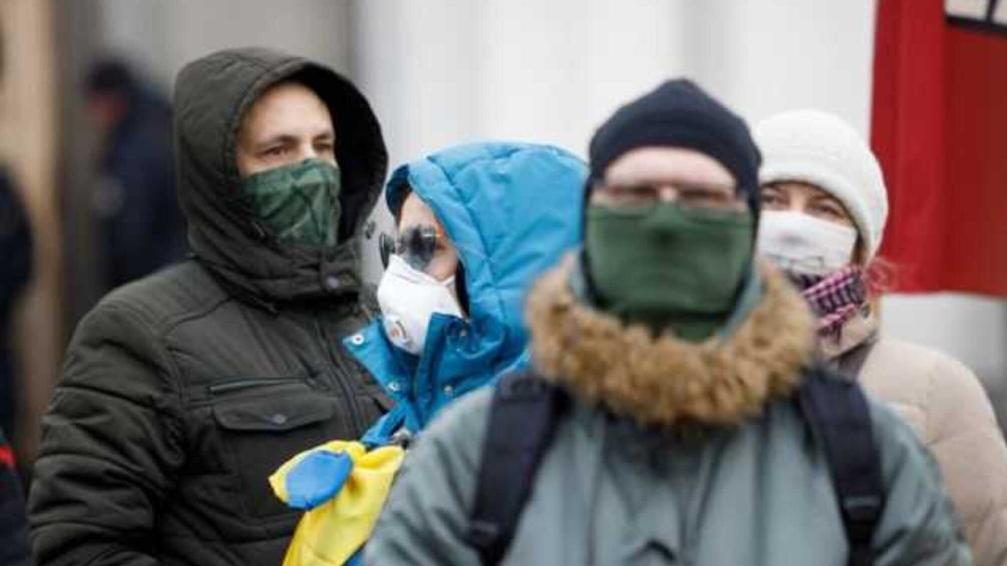 Хуже самой болезни: украинка рассказала об 'аде', который устроили ее семье из-за коронавируса