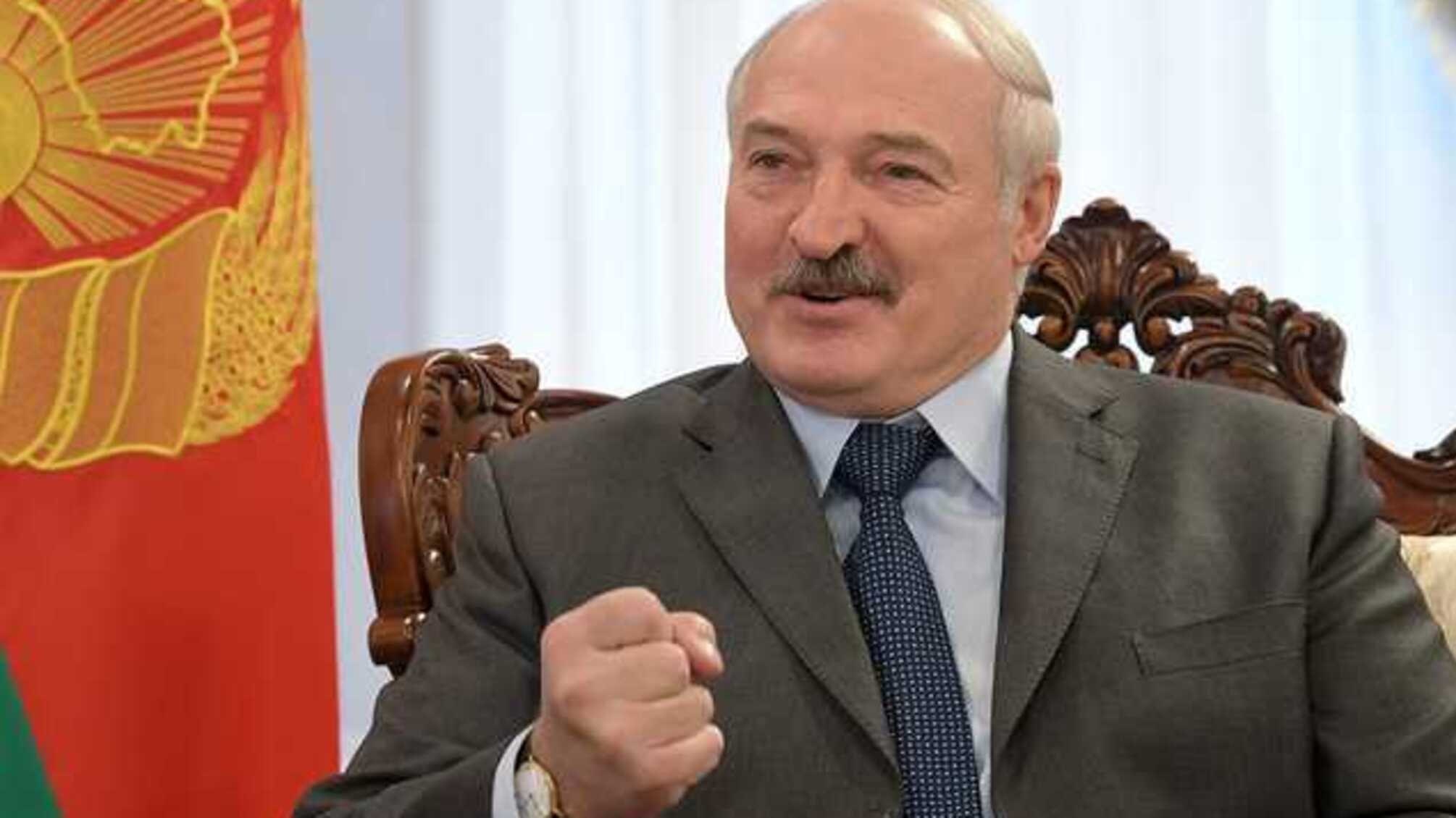 “Пневмония уйдет, а хлебушек-то нужен”: Лукашенко едко пояснил, почему не вводит карантин