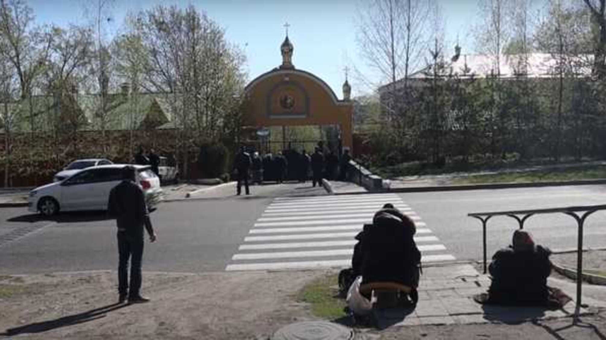 'Теперь это ваш грех': Филатов обратился к верующим 'на их языке'