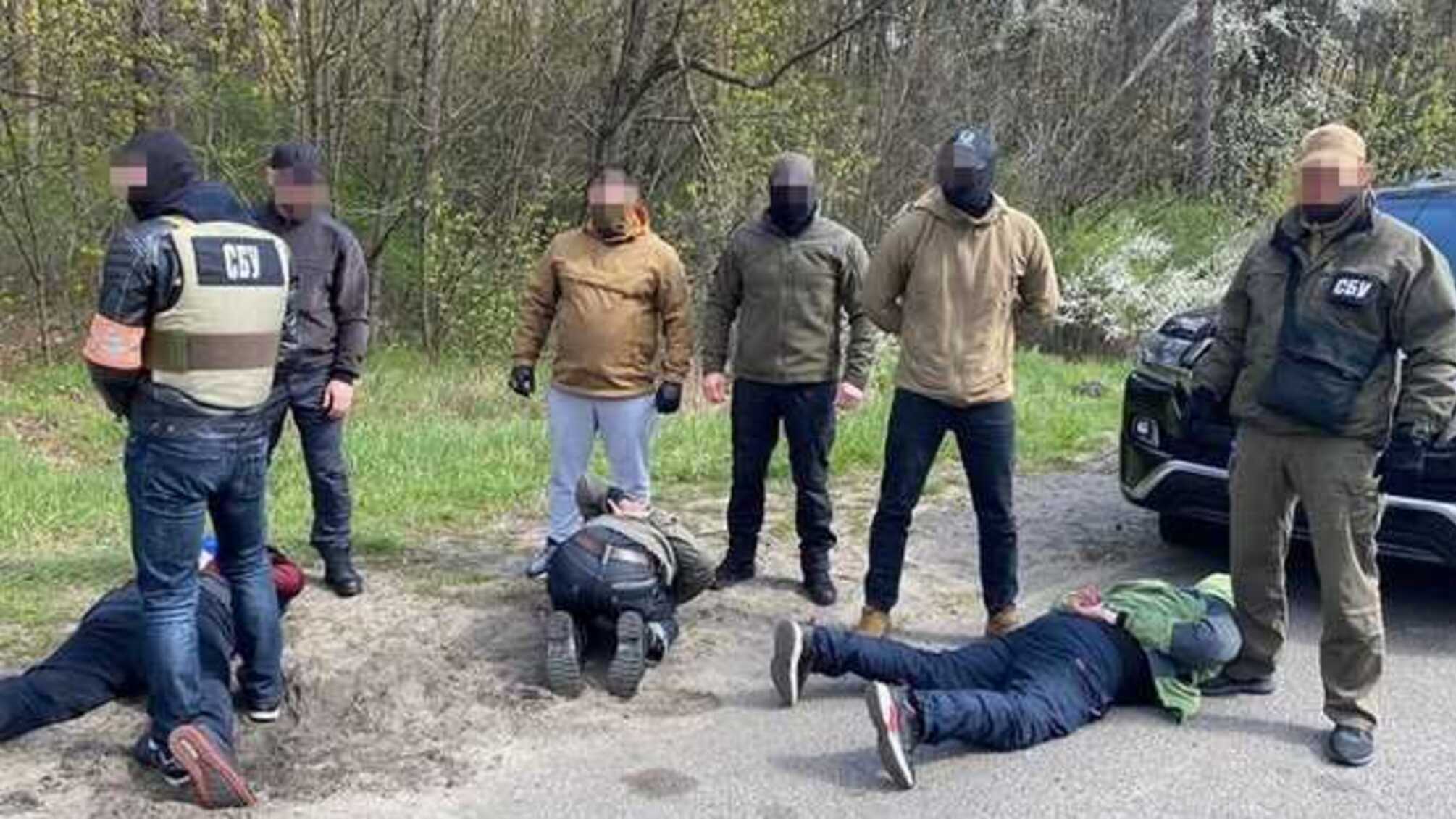 СБУ поймала азиата, который переводил нелегалов через границу с Румынией