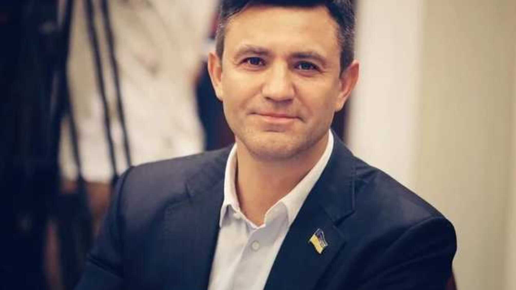 Николай Тищенко организовал избирательный штаб в ресторане «Велюр»