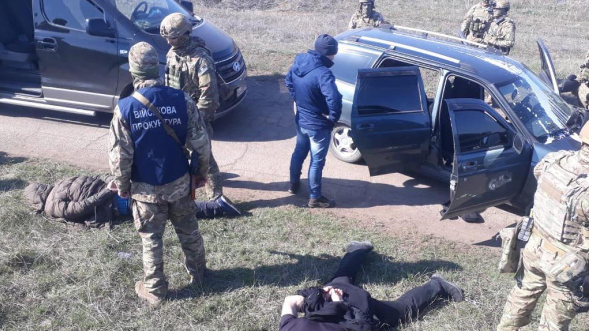 Фінансування тероризму в особливо великих розмірах – ДБР затримало працівника СБУ