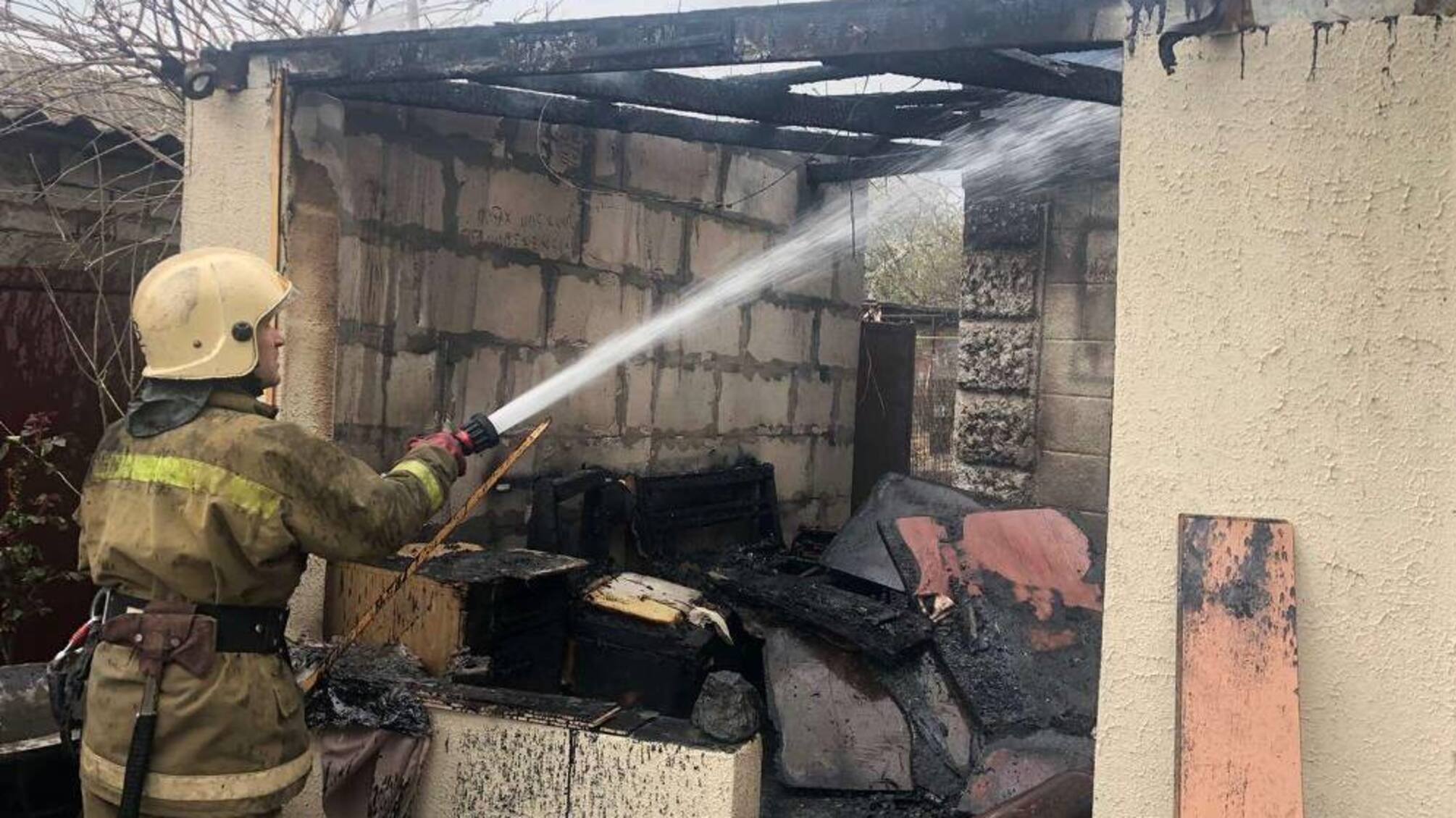 Одеса: рятувальники ліквідували пожежу у житловому будинку