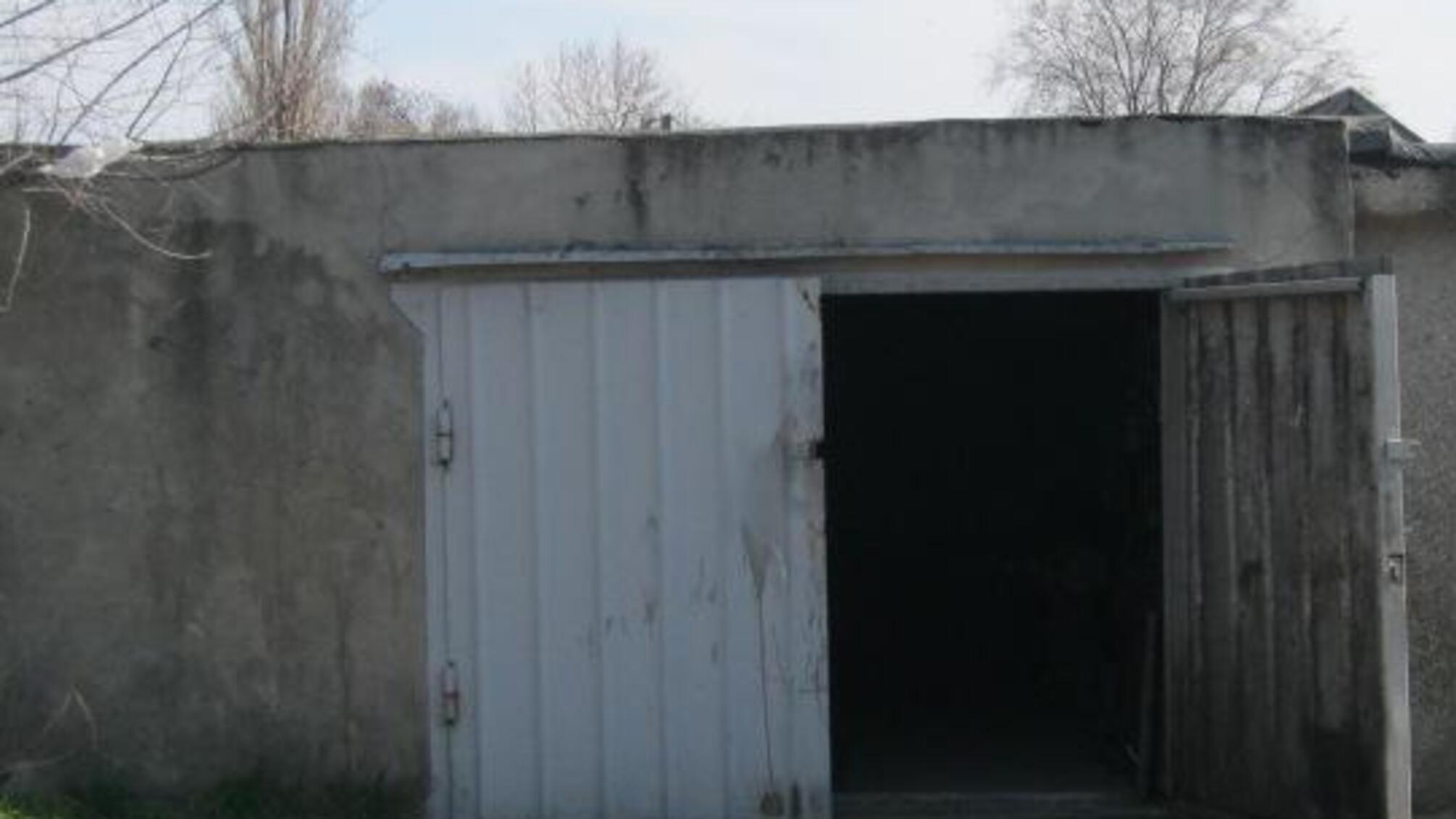 Правоохоронці оперативно затримали чоловіка, який викрав автомобіль у жителя Білгорода-Дністровського