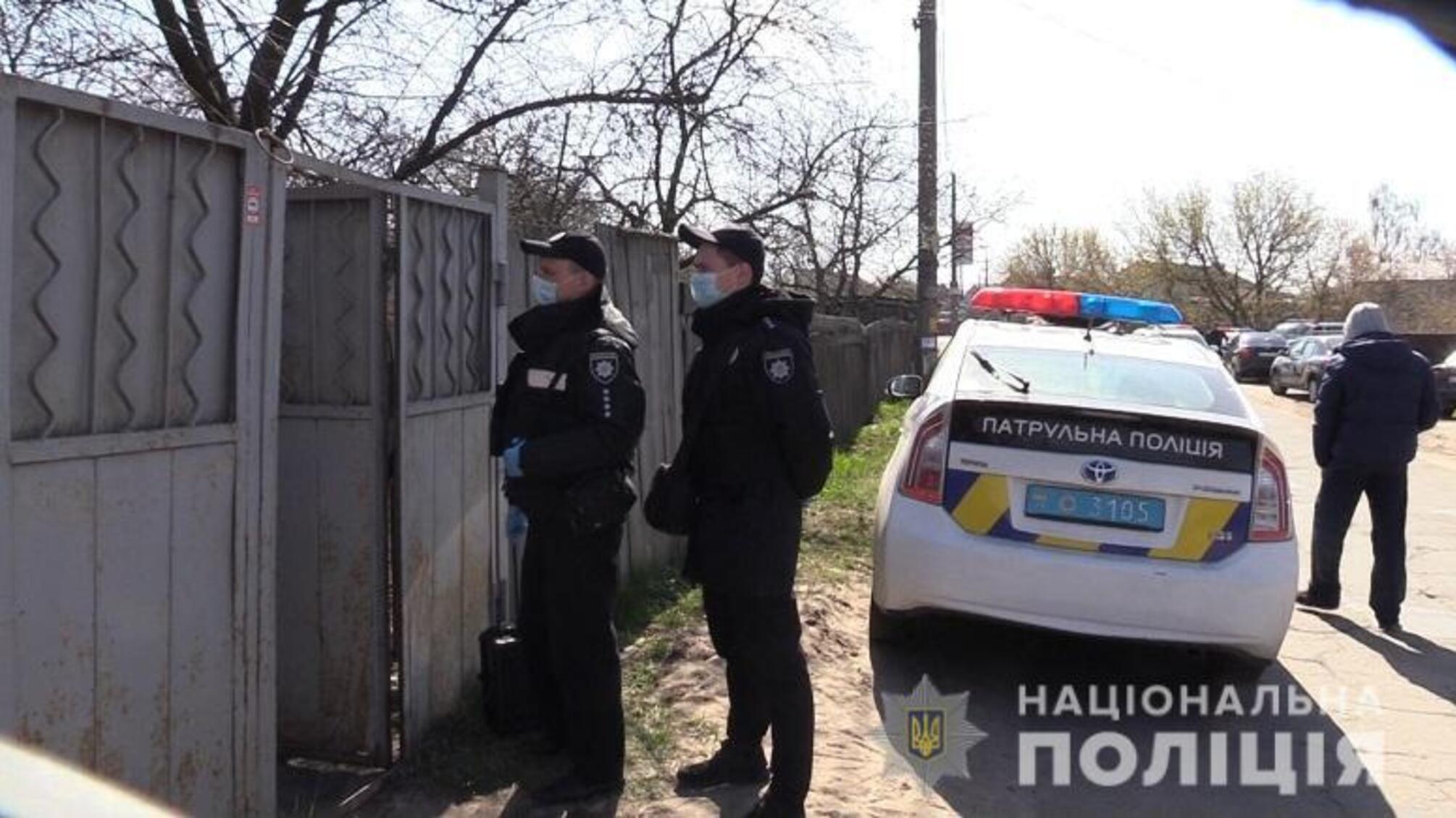У столиці оперативники затримали двох чоловіків за розбійний напад на пенсіонера