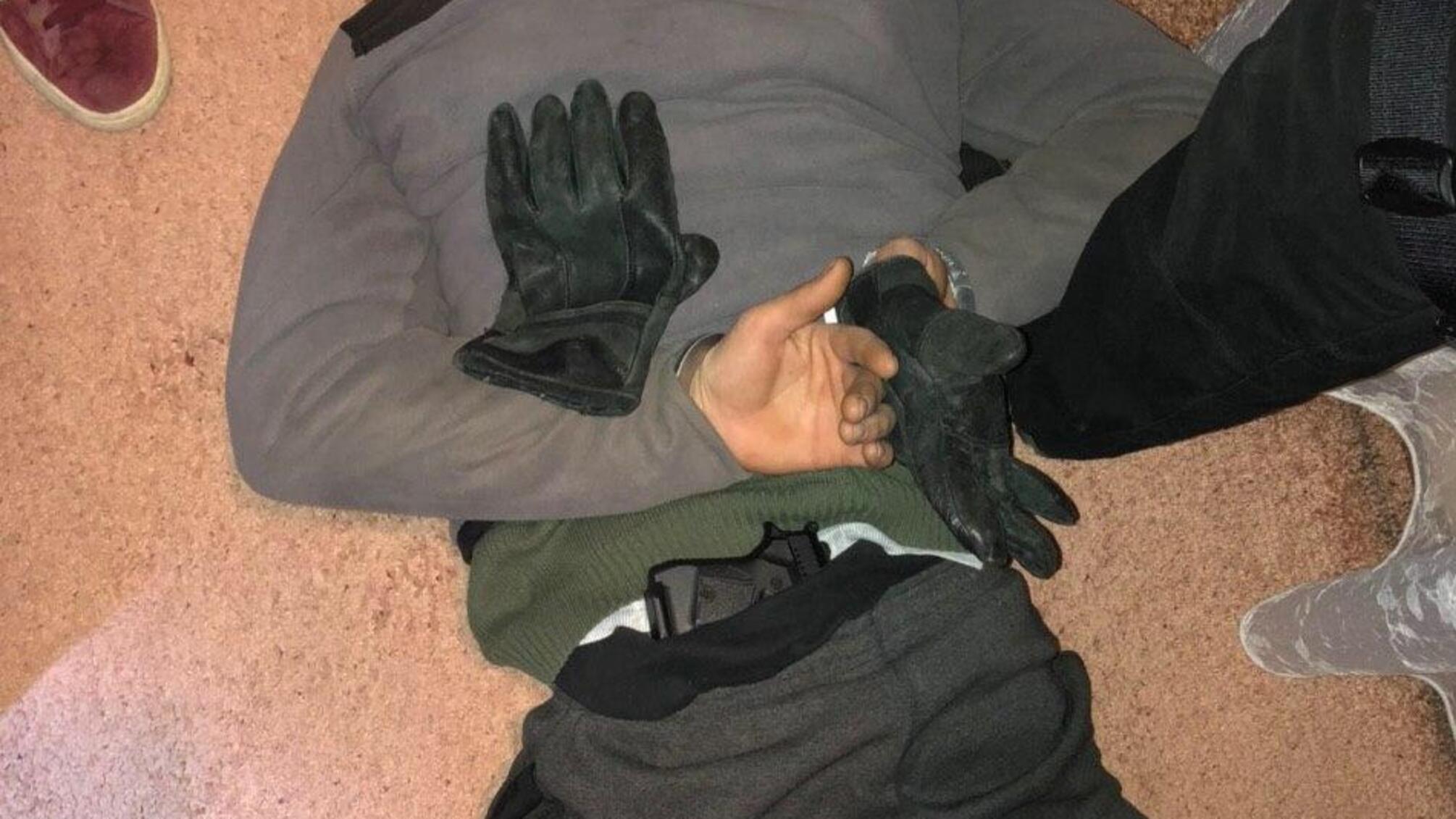 На Дніпропетровщині поліція затримала етнічну групу, яка «спеціалізувалася» на розбійних нападах на фермерів