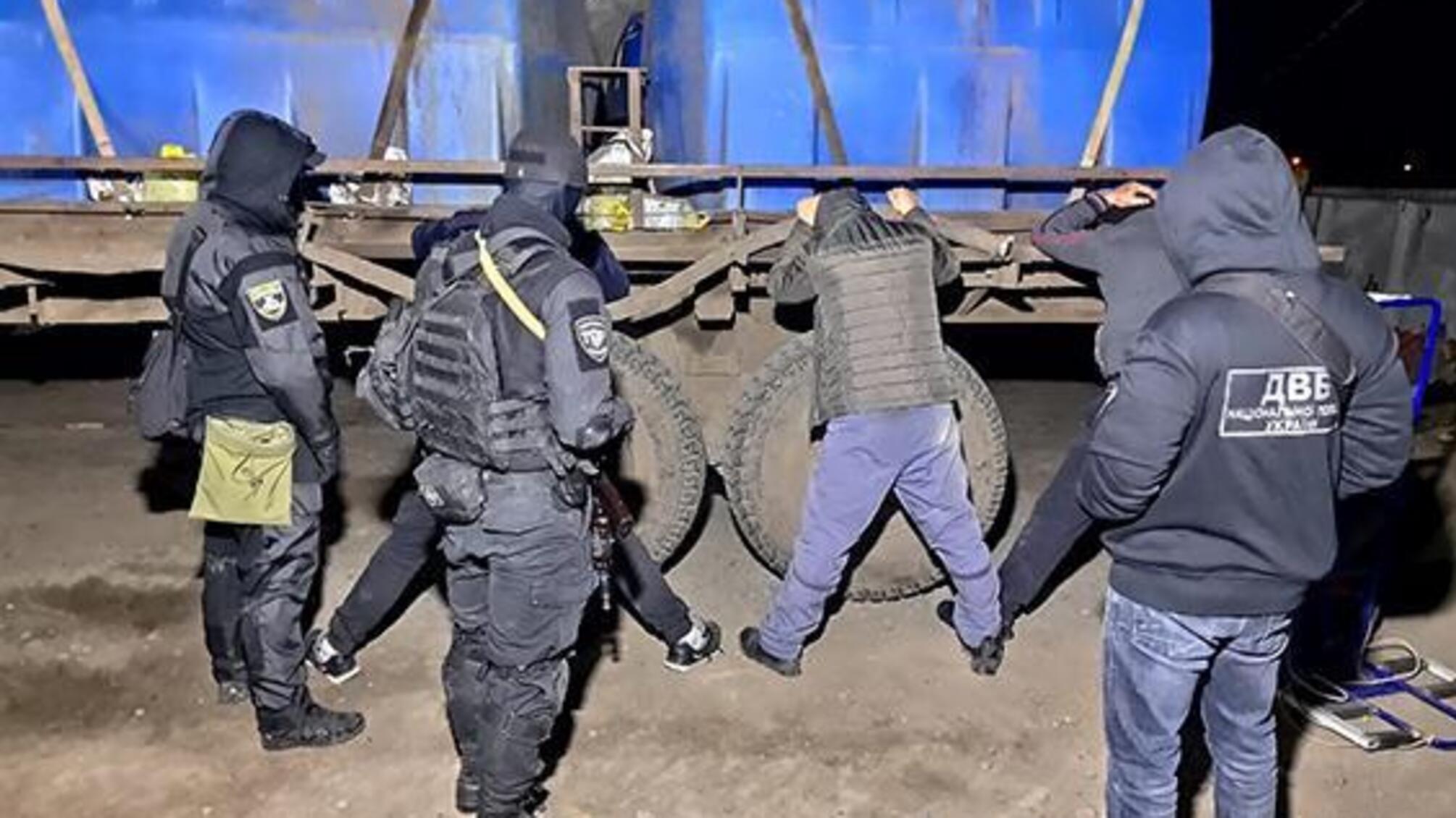 Одеські поліцейські затримали  групу злодіїв