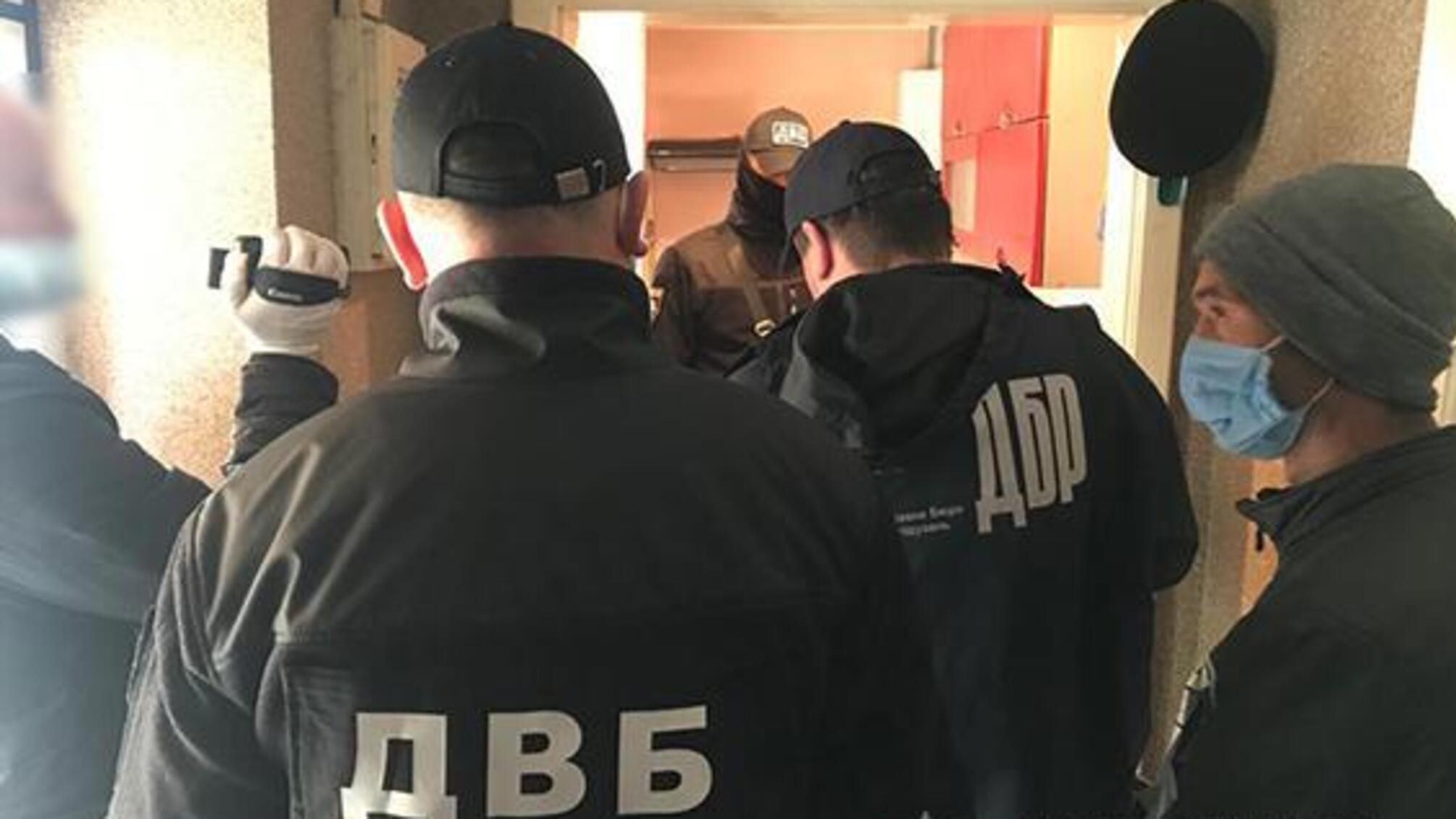 У Закарпатській області внутрішня безпека поліції затримала поліцейського на одержані хабаря