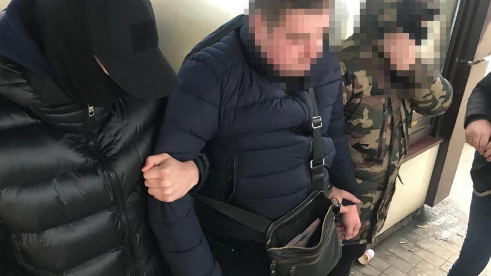 50 000 гривень за вплив на слідчого – оперуповноважений Нацполіції постане перед судом