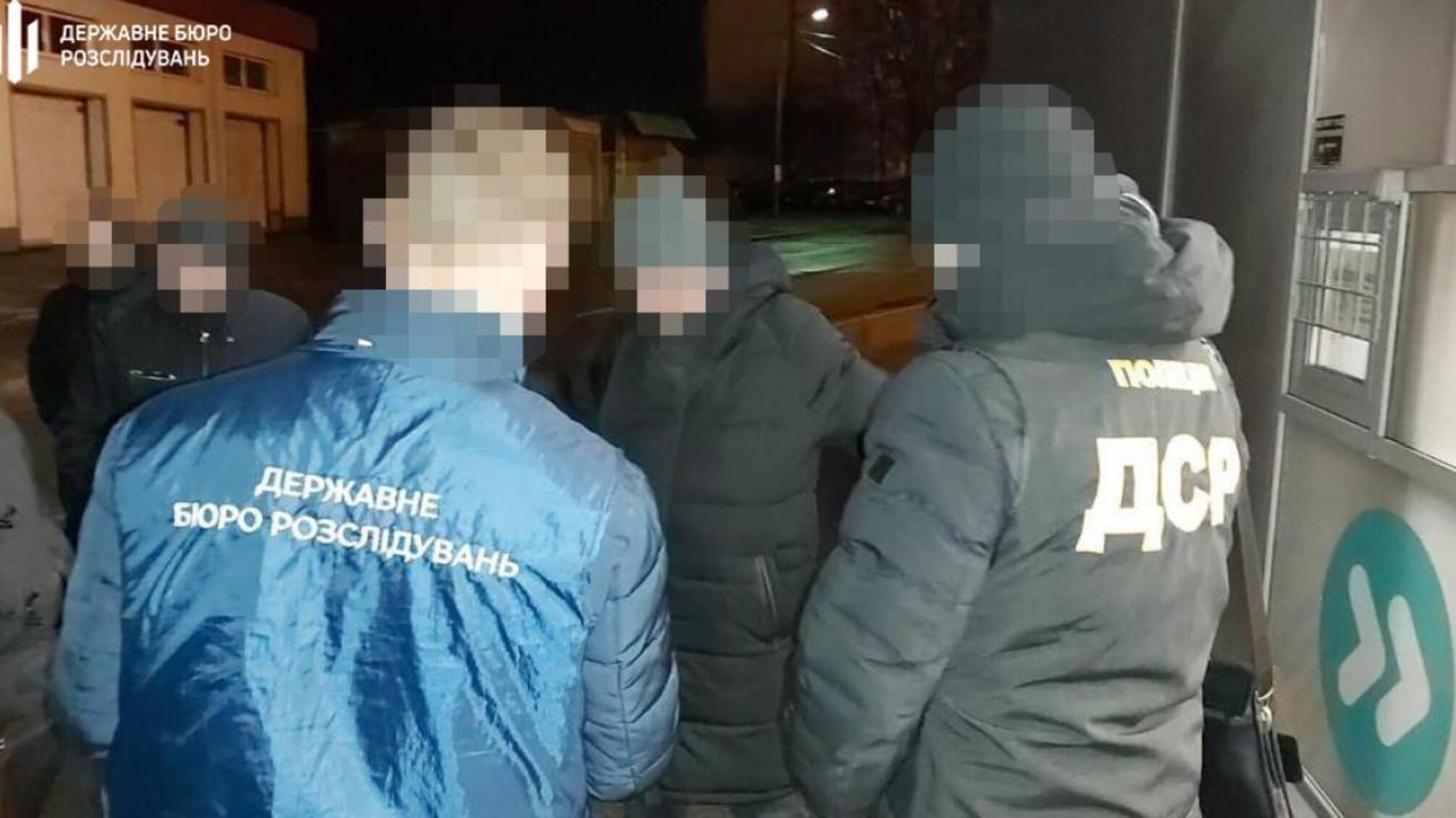 Вимагання та одержання 700 доларів США хабара – податківець постане перед судом
