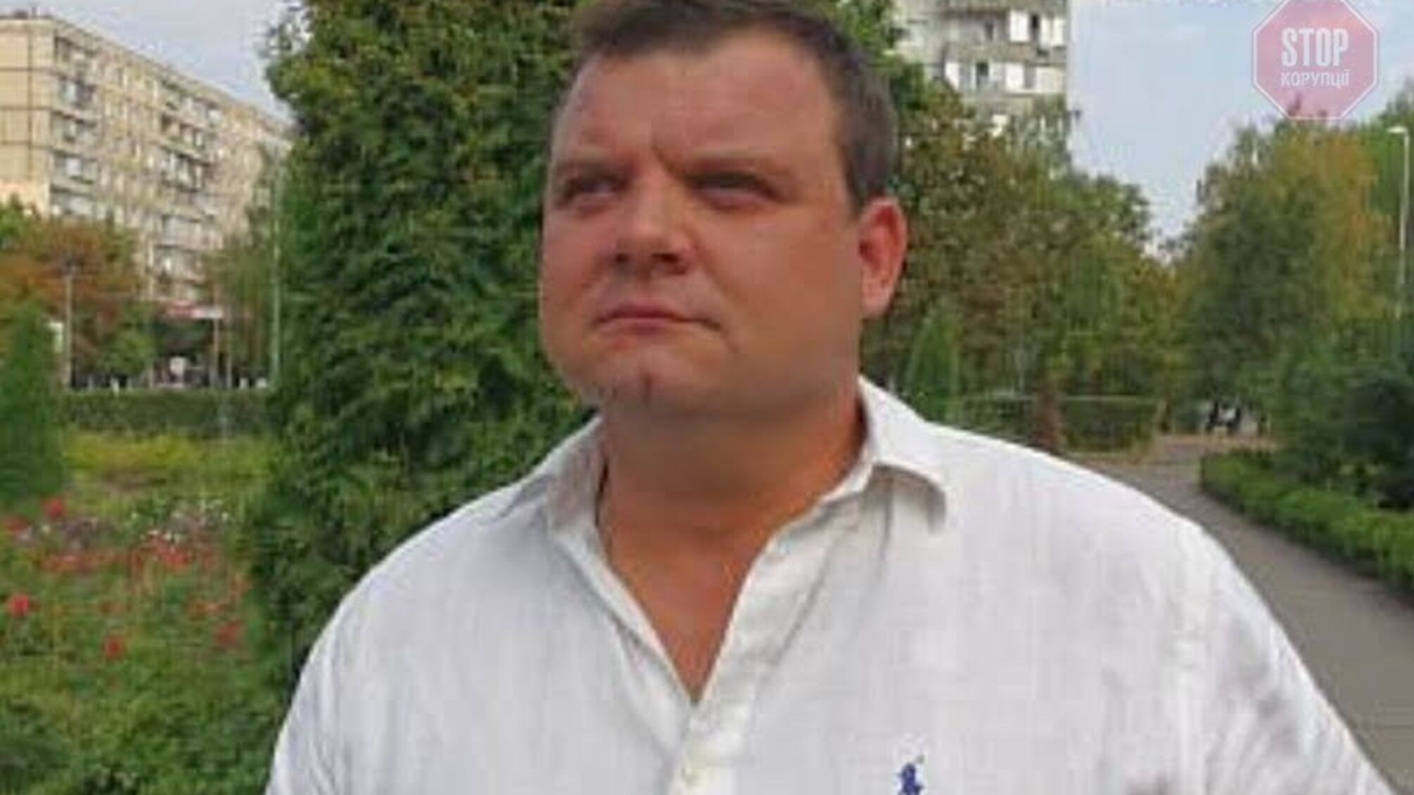 На Київщині депутат міськради разом із тещею «віджали» у КП п'ять кіосків