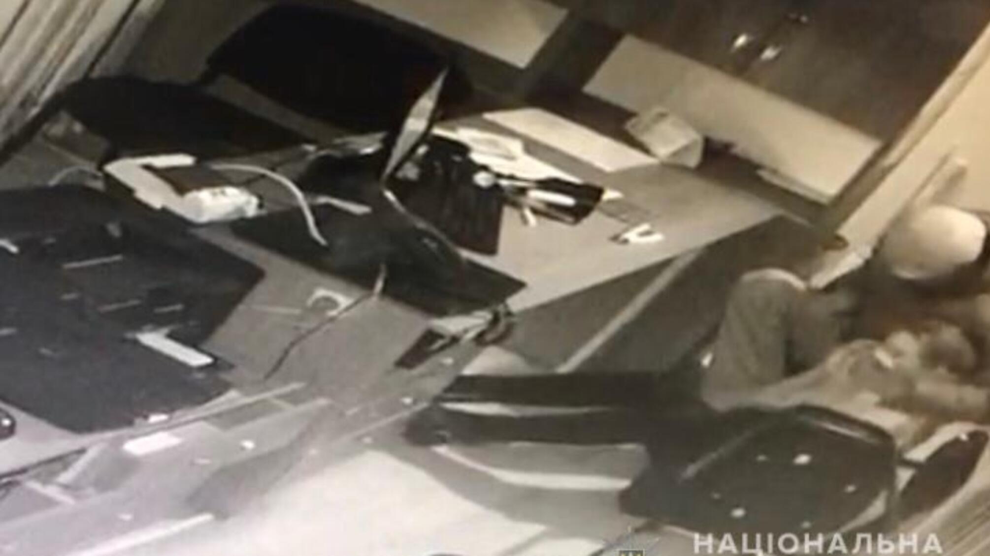 У Херсоні оперативники затримали нападника на фінансові установи