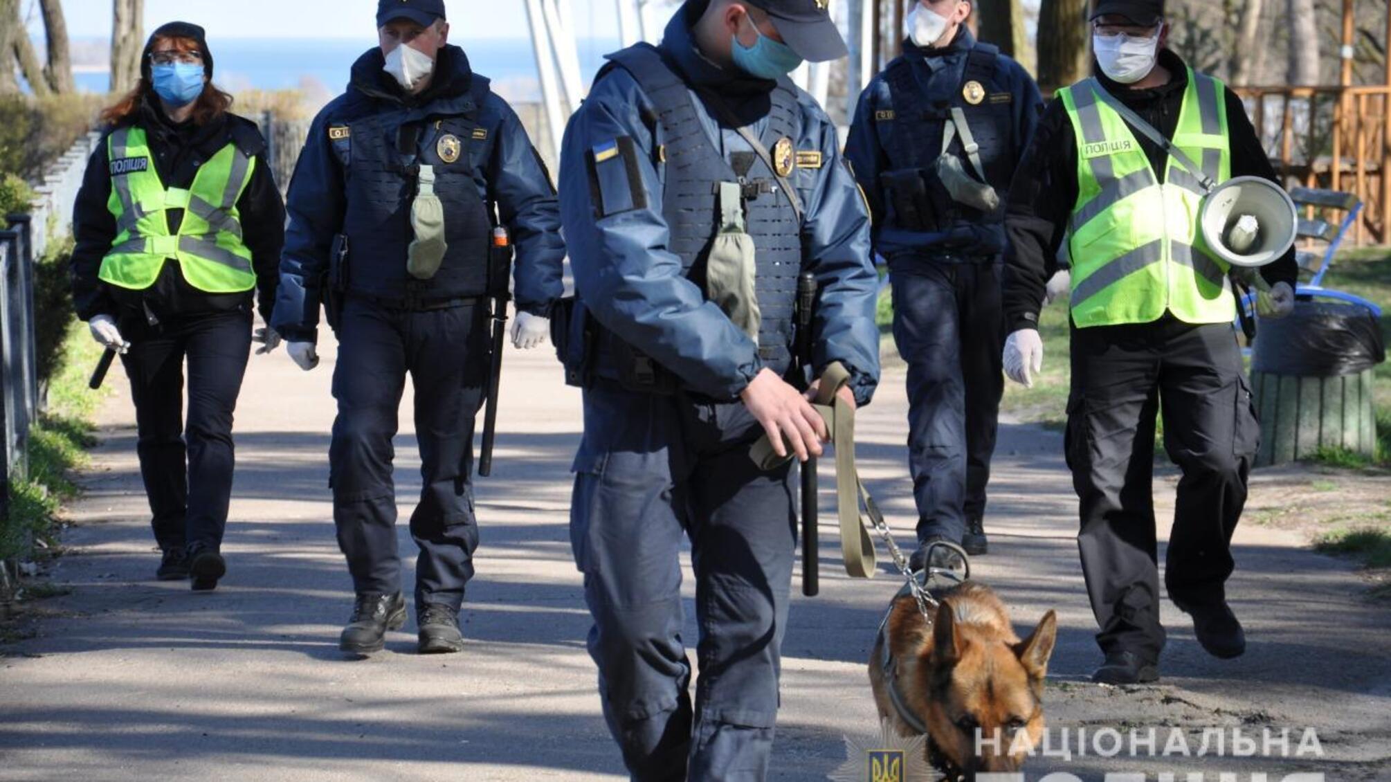 З початку введення карантинних заходів на території держави поліцейські склали 3922 адміністративних протоколи