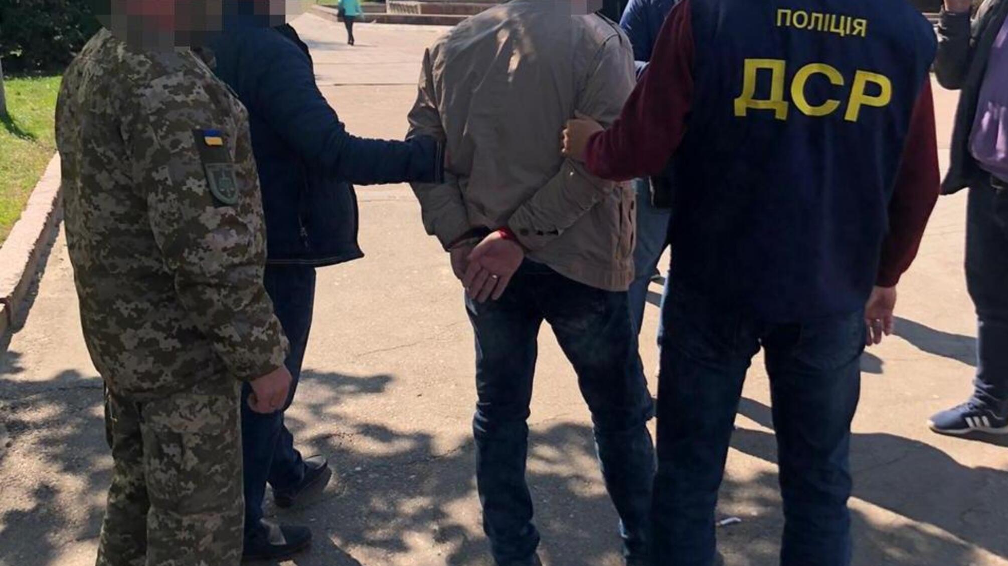 На Житомирщині на хабарі затримали військовослужбовця