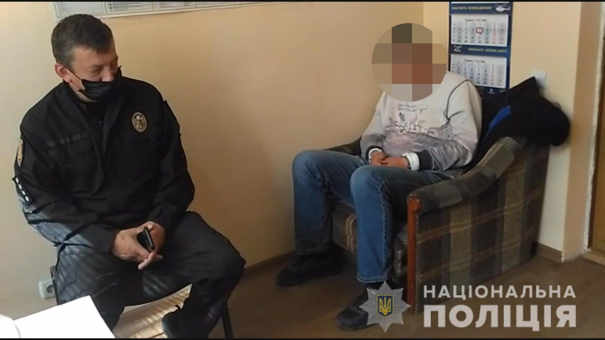 Правоохоронці по гарячих слідах затримали підозрюваного у вбивстві 51-річного одесита