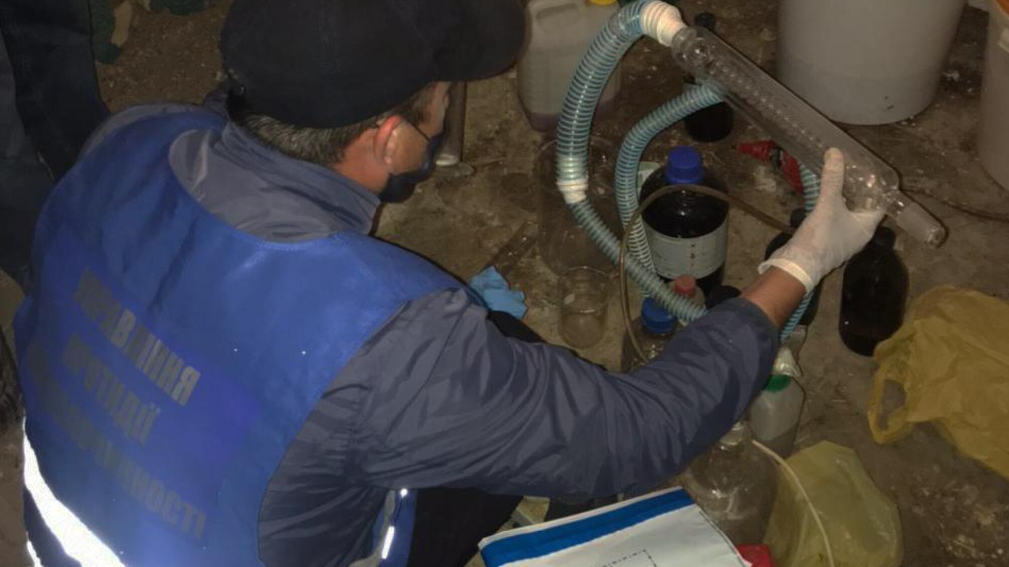 На Кіровоградщині правоохоронці припинили діяльність нарколабораторії