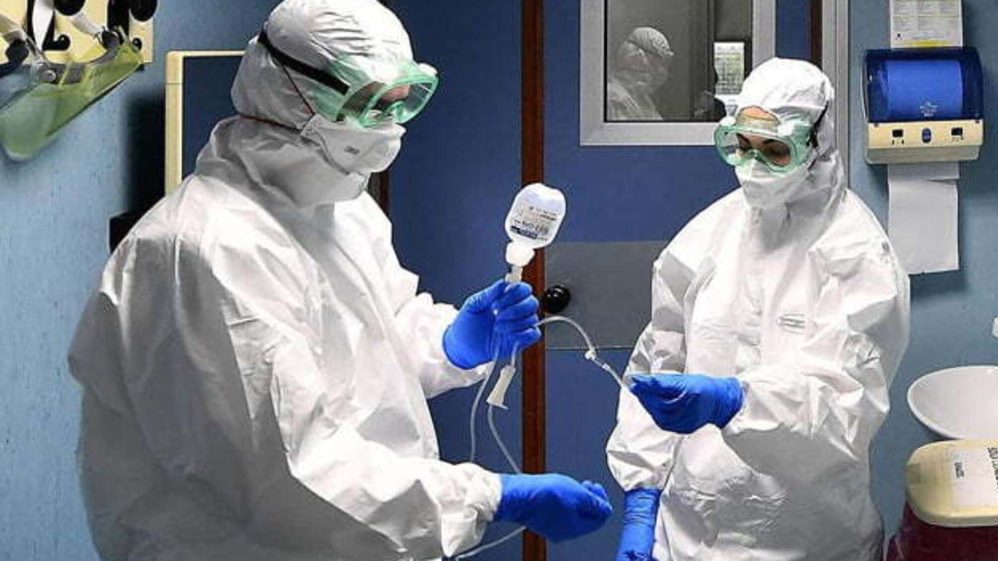 Показник смертності у Туреччині за тиждень упав майже наполовину