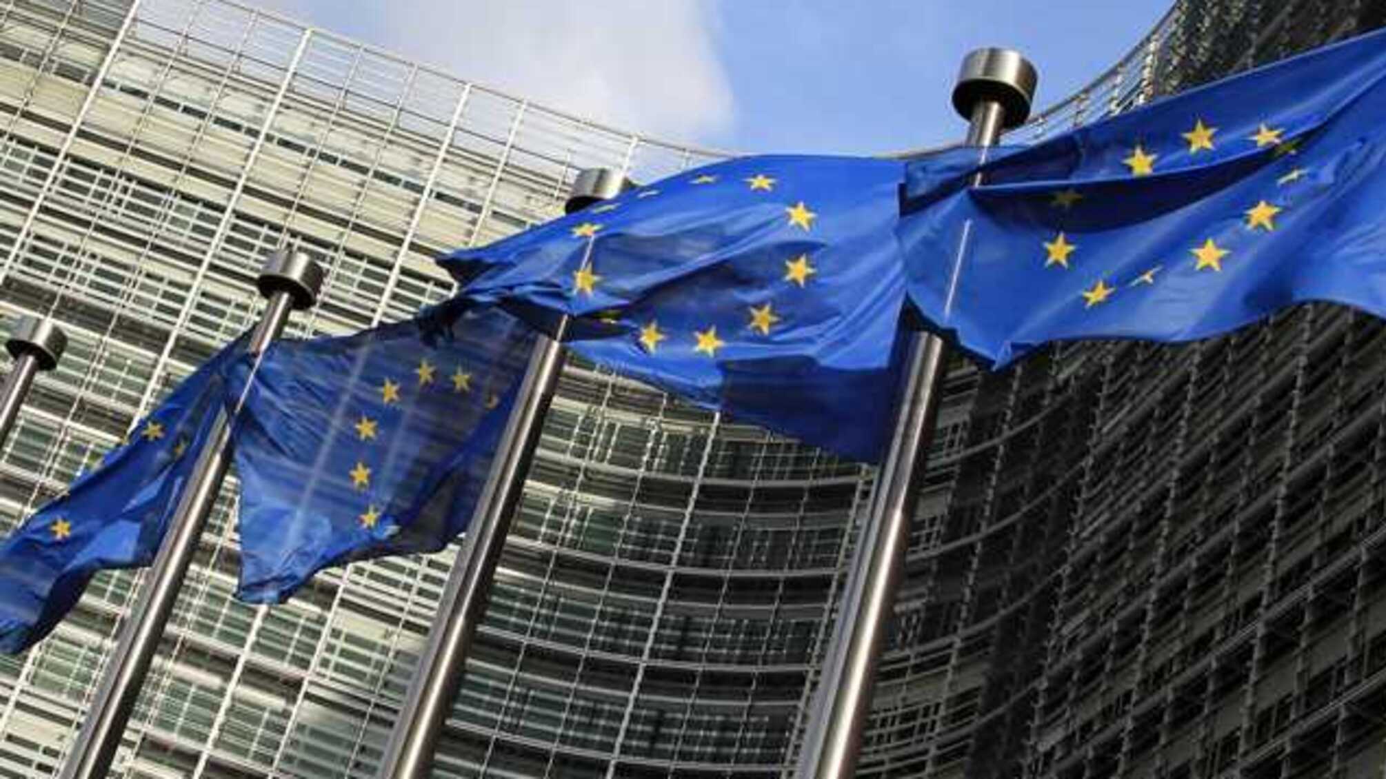 Європейська комісія мобілізує мільярд євро для розроблення вакцини проти коронавірусу