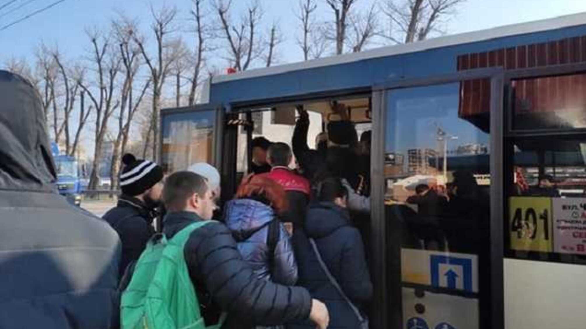 Общественный транспорт в Днепре возобновит работу