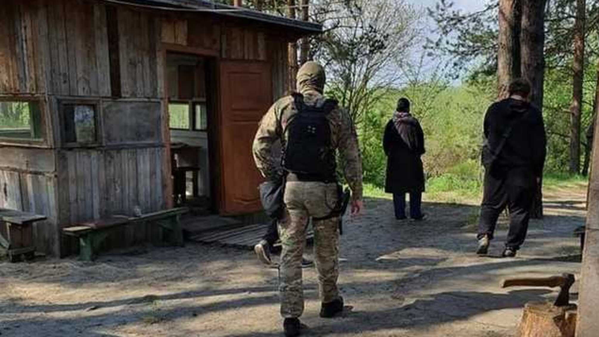 Дело Шеремета: Правоохранители пришли с обыском к священнику, организовавшему под Киевом реабилитационный центр для наркозависимых