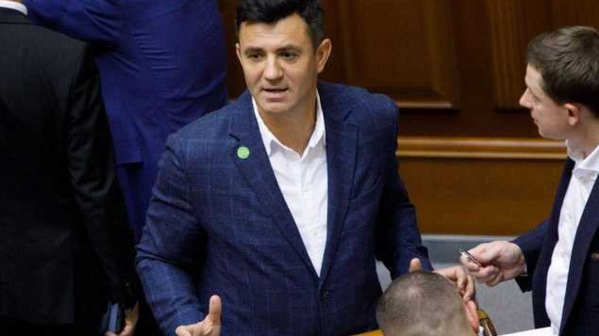 “Слуги народа” Тищенко и Негулевский обвинили “Нибулон” в подкупе нардепов из-за законопроекта о речном транспорте
