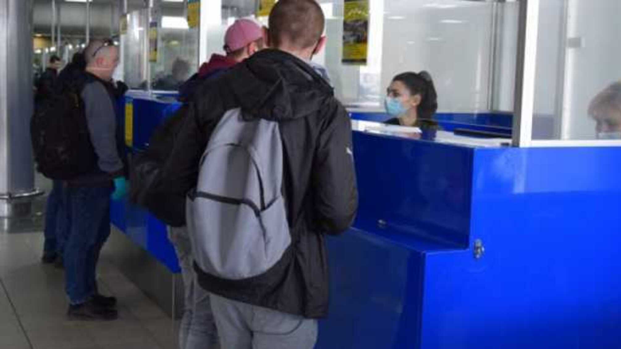В Украину эвакуировали еще около 800 человек