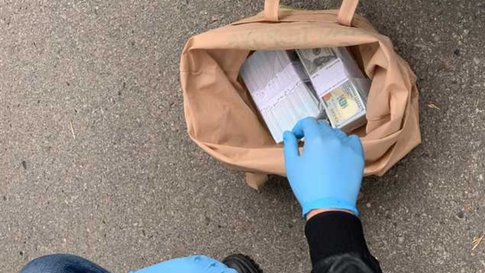 Депутата Полтавської райради затримали на хабарі в 160 тисяч доларів
