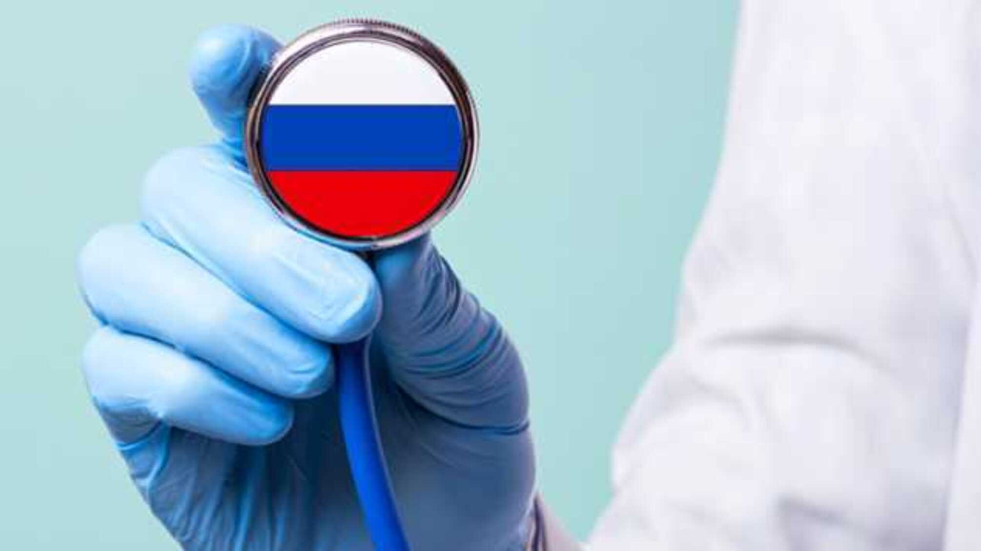 «Халатов нет, ничего нет». В России медики устроили бунт