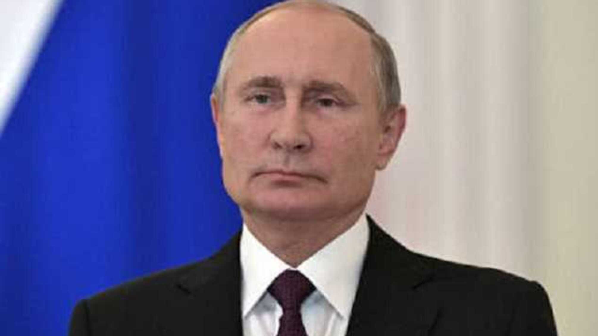 'Мы в долгах все, как в шелках': Путин рассказал, что помешало развитию экономики РФ