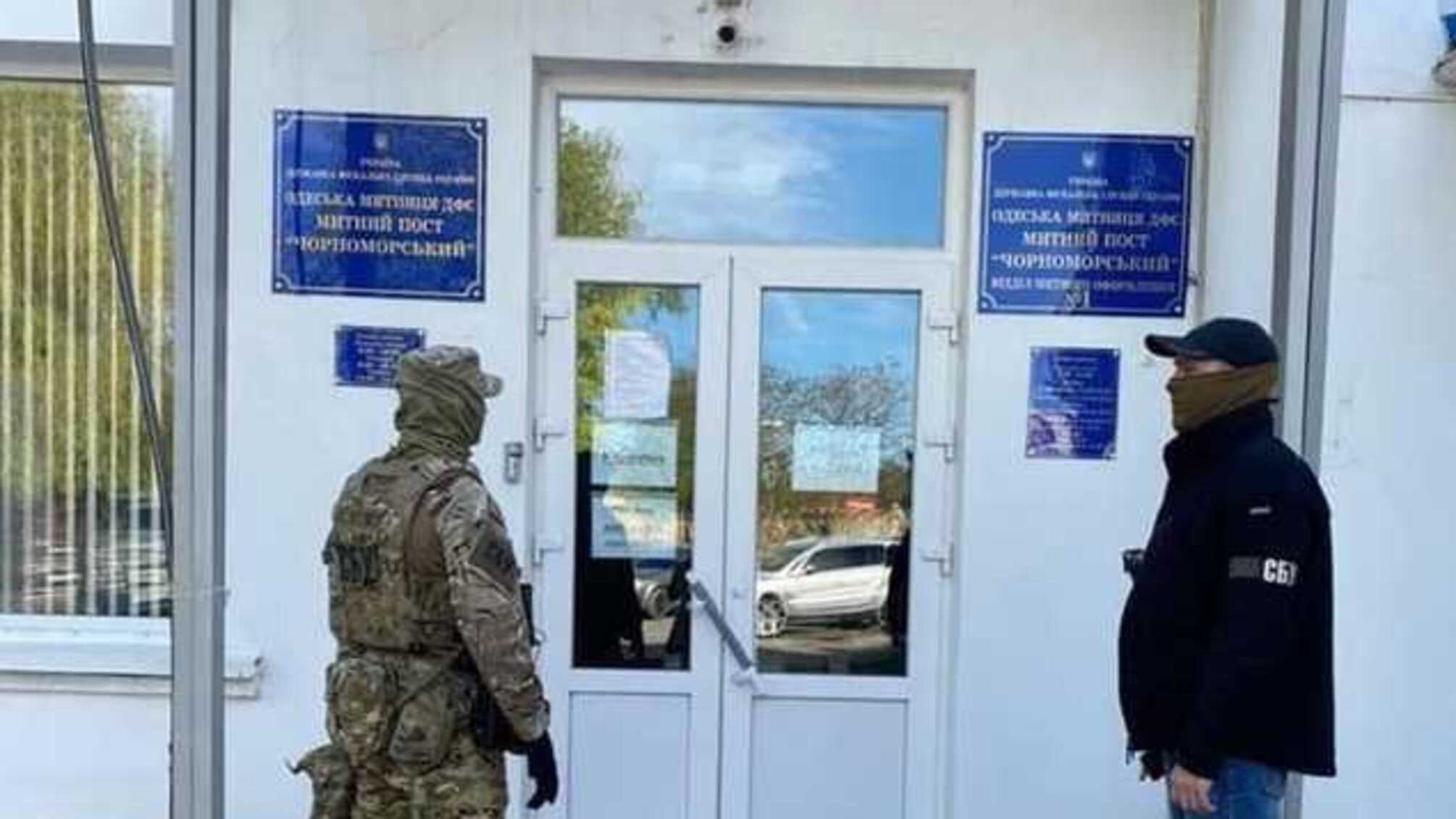 Появились подробности задержания главы Одесской таможни Михаила Грибанова