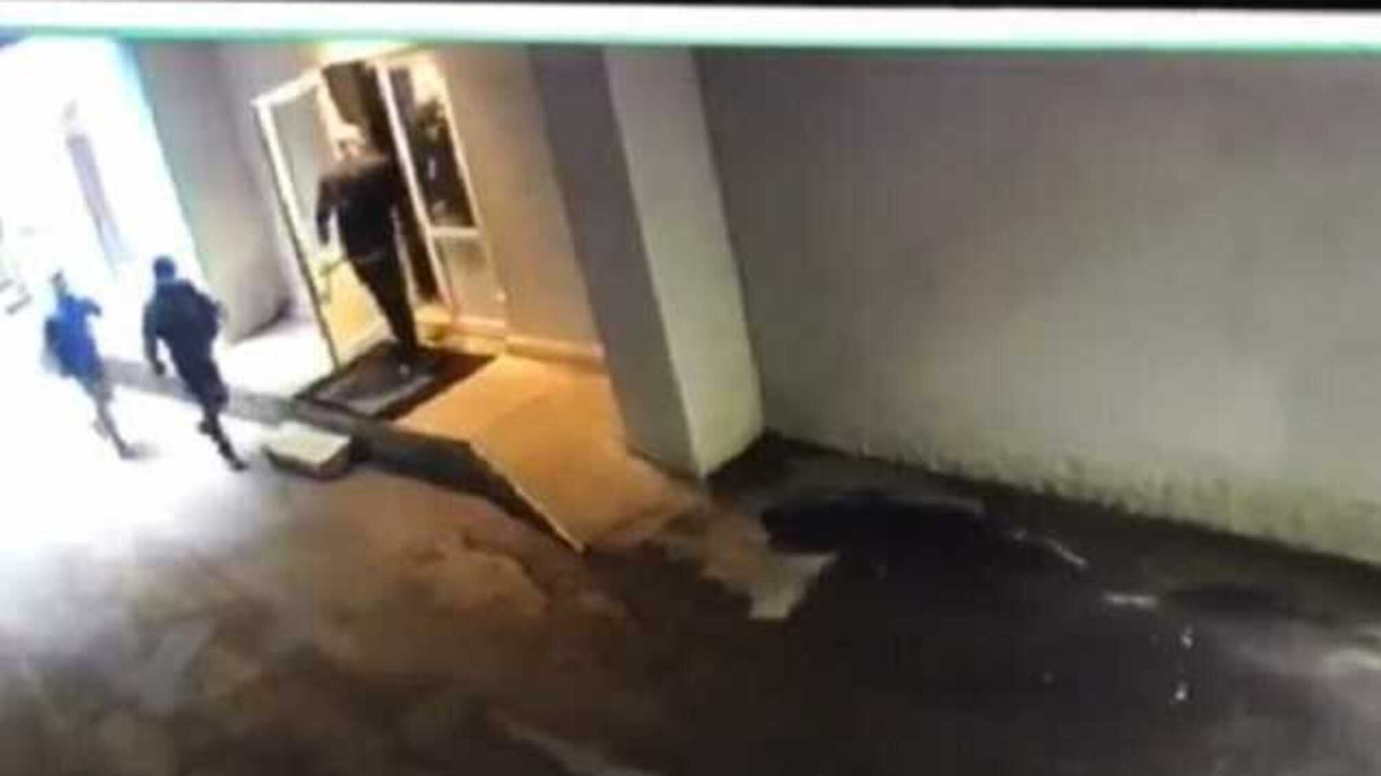 В «Укравтодор» с вооруженными людьми ворвался скандальный бизнесмен, который блокирует дорожные тендеры на 6 млрд