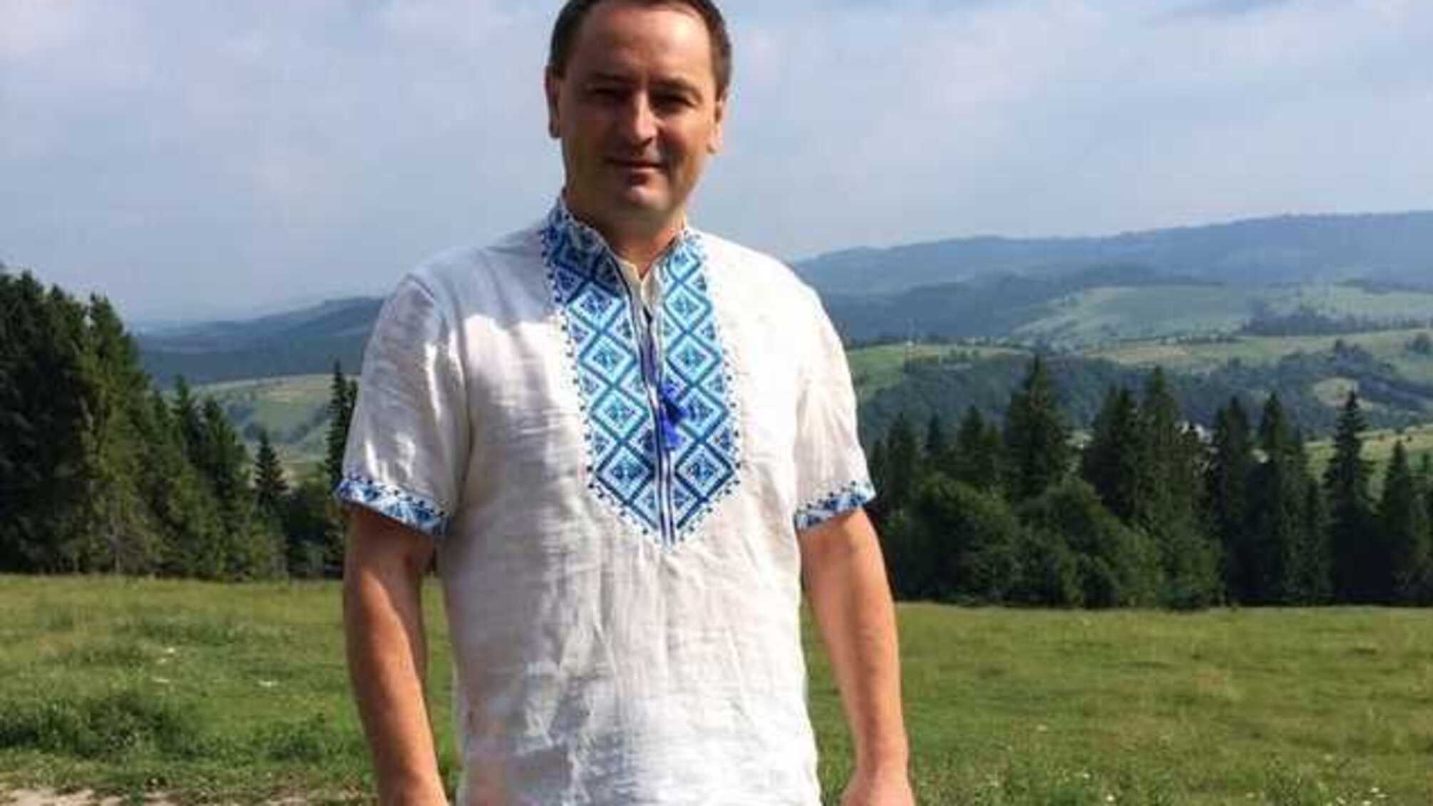 «Слуги народу» звернулися до Авакова та Венедіктової через «коктейль Молотова» на подвір’ї однопартійця