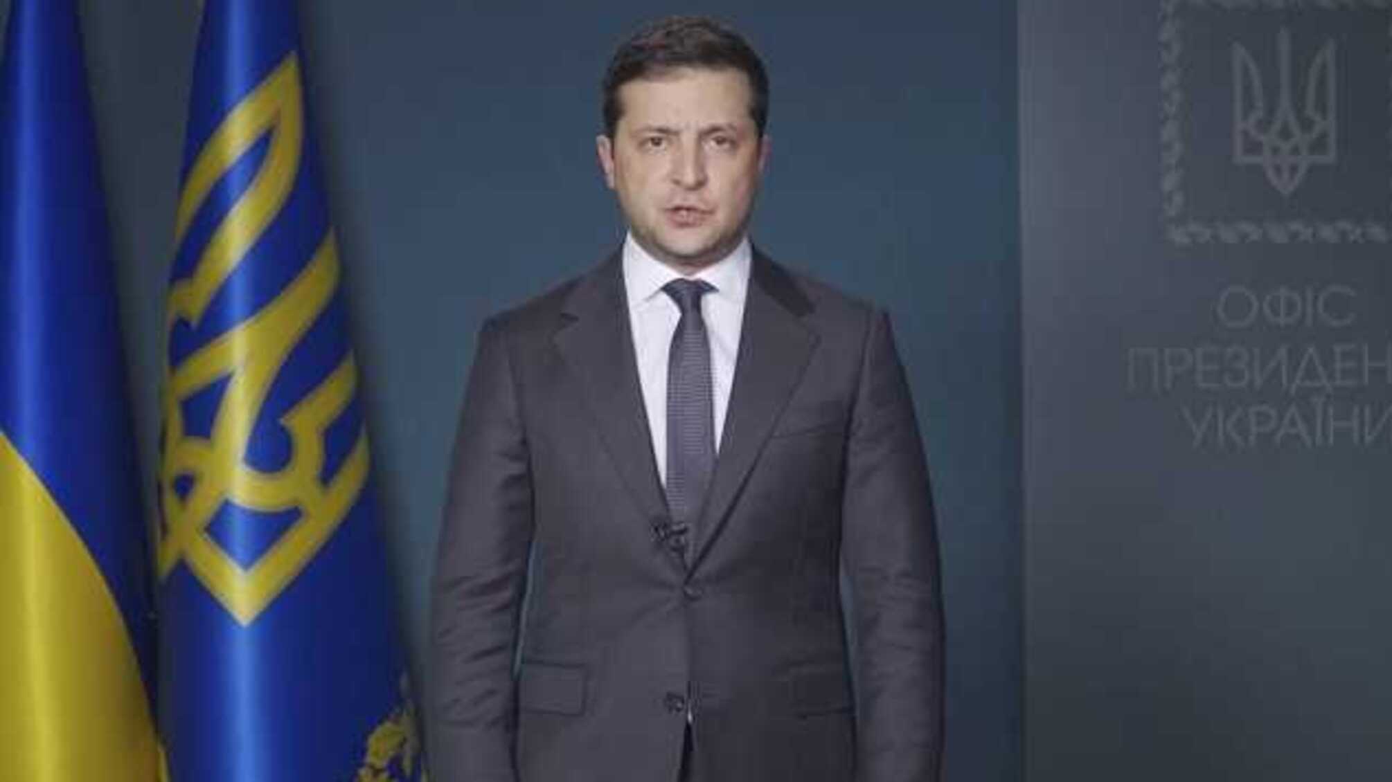 Украинцы оценили год президентства Зеленского: опубликованы результаты опроса