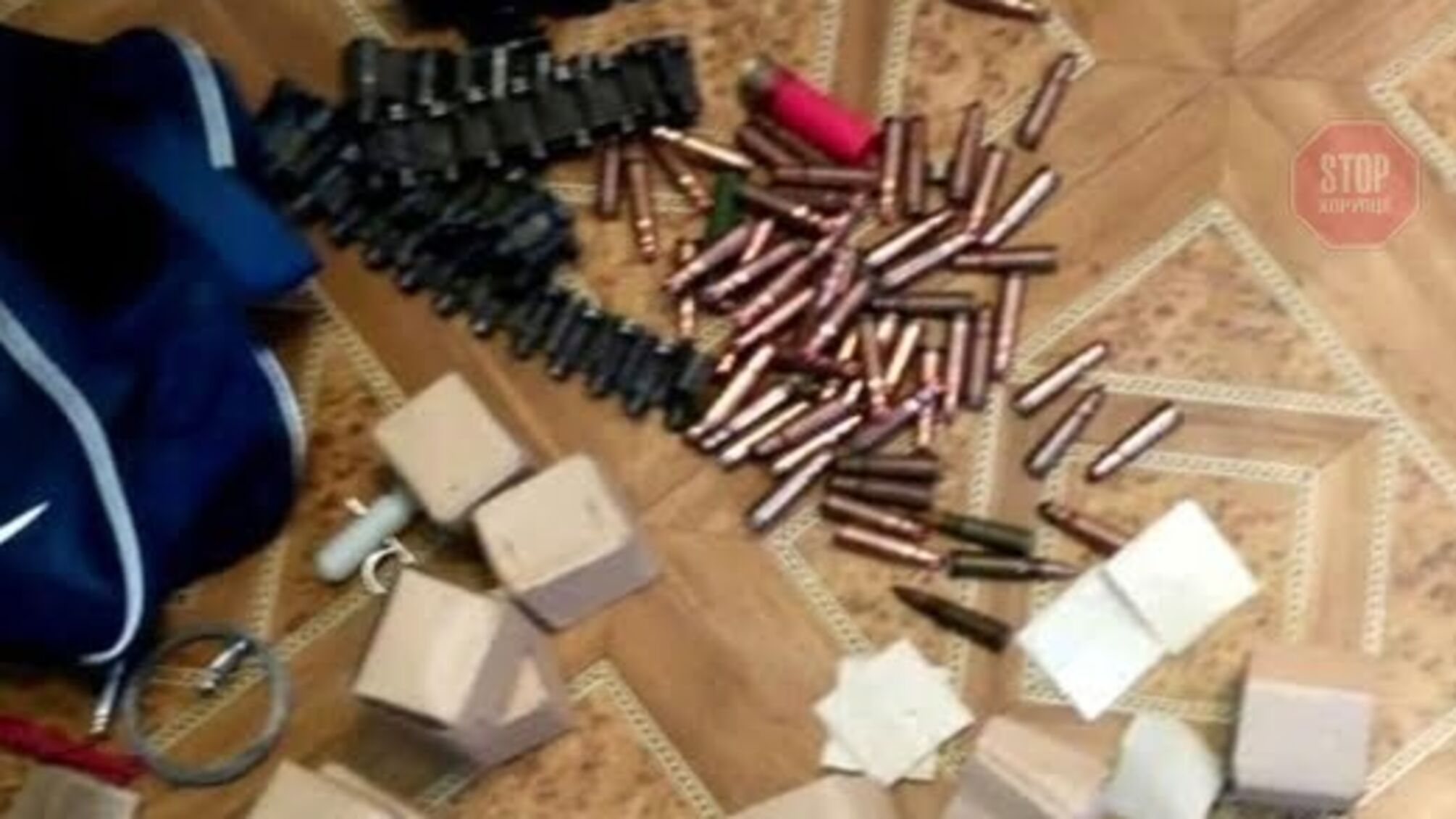 На Херсонщині правоохоронці виявили схрон набоїв