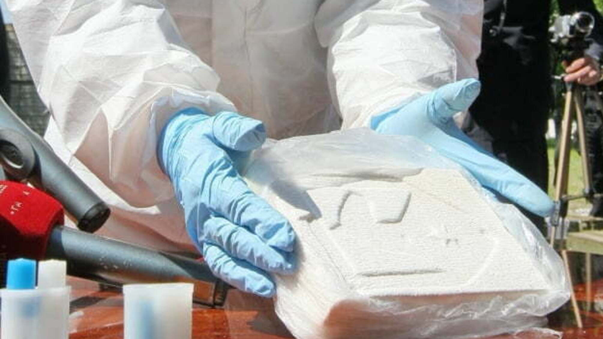 Поліція Франції вилучила в порту Гавра кокаїну на €100 мільйонів