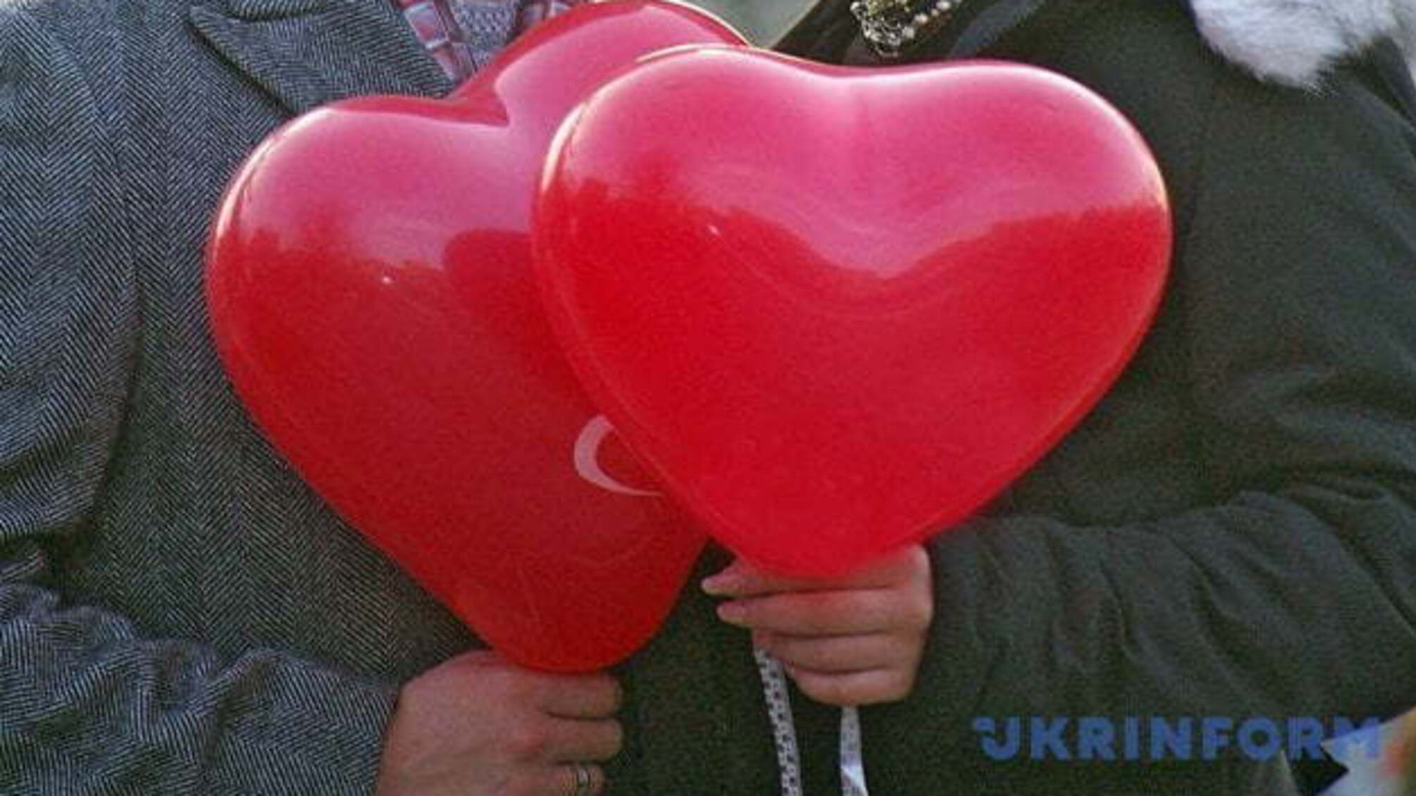 Данія відкриє кордони для закоханих, яких розлучив карантин